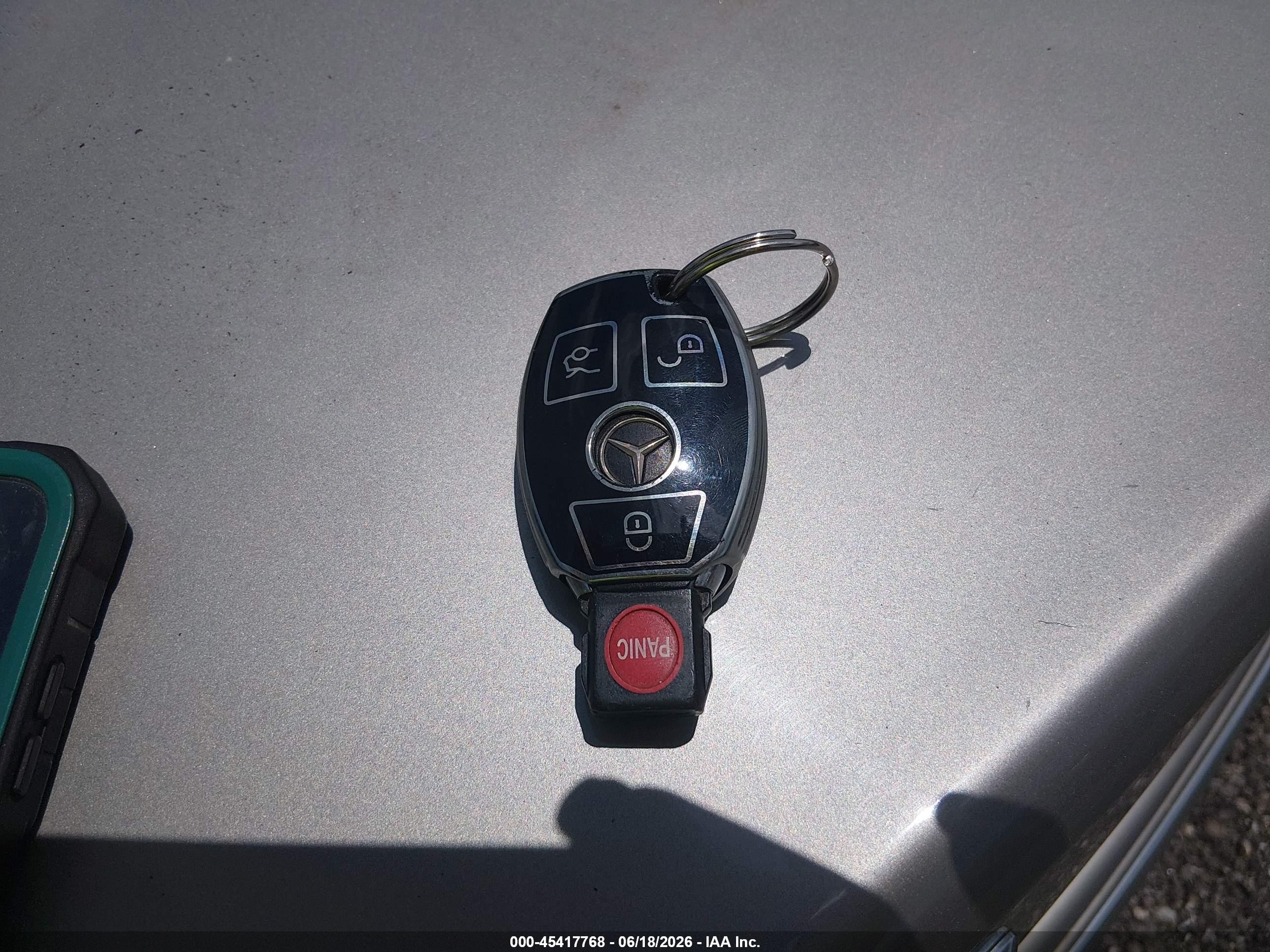 2005 Mercedes-benz C 230 Kompressor Sport Silver vin: WDBRF40J05F672617