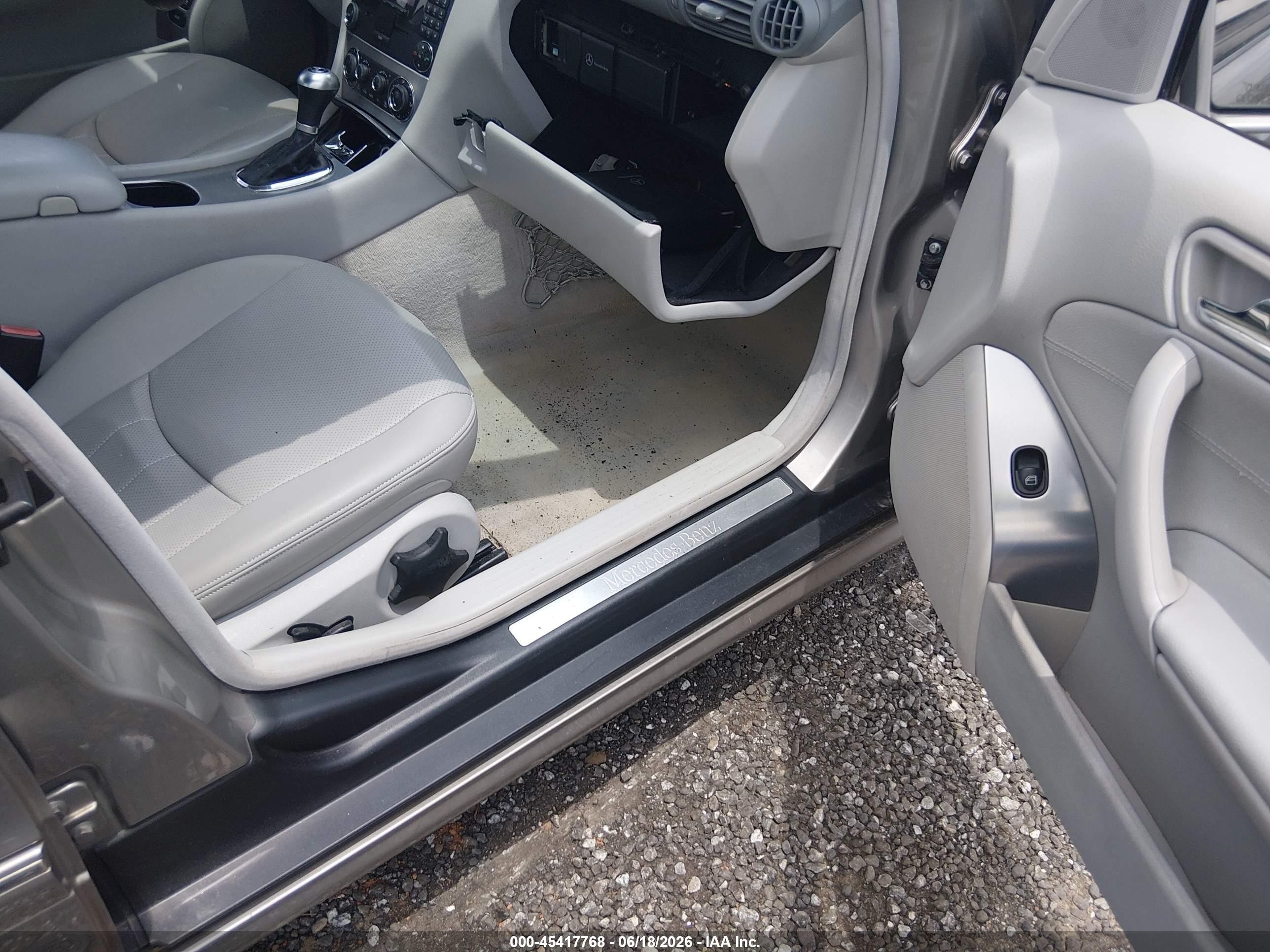 2005 Mercedes-benz C 230 Kompressor Sport Silver vin: WDBRF40J05F672617