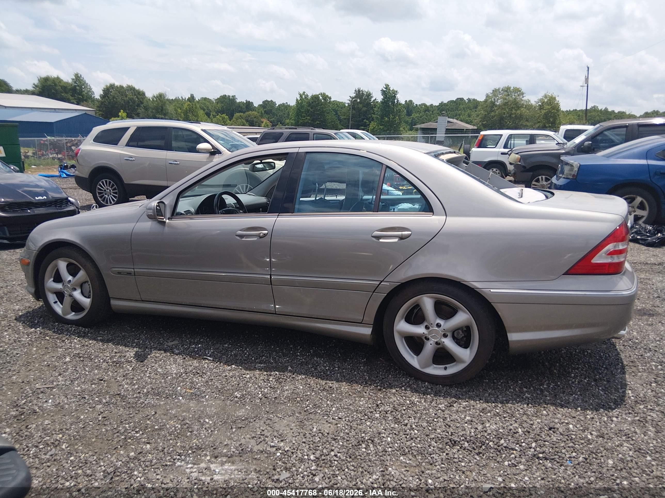 2005 Mercedes-benz C 230 Kompressor Sport Silver vin: WDBRF40J05F672617