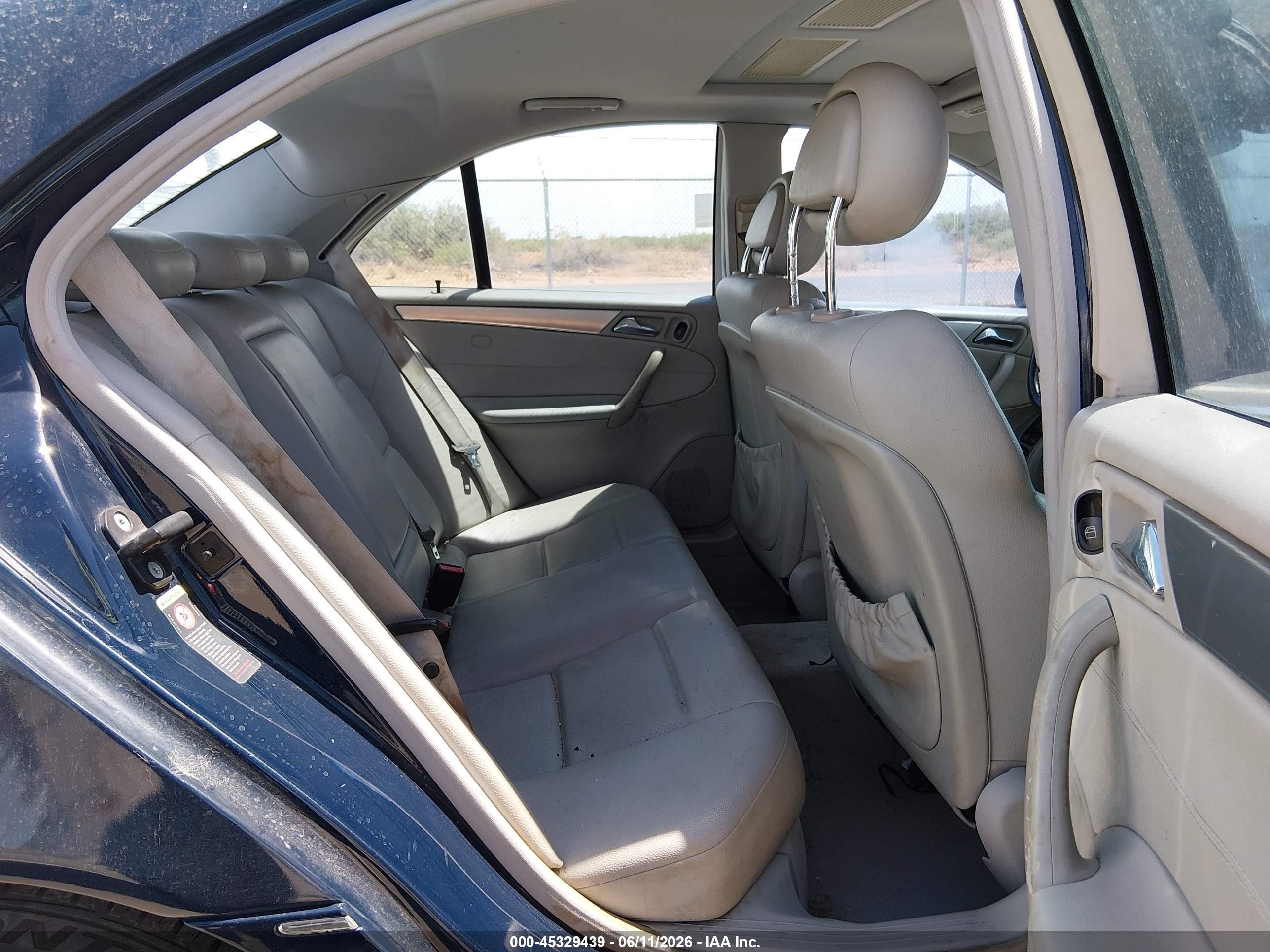 2005 Mercedes-benz C 230 Kompressor Sport Dark Blue vin: WDBRF40J05F680751