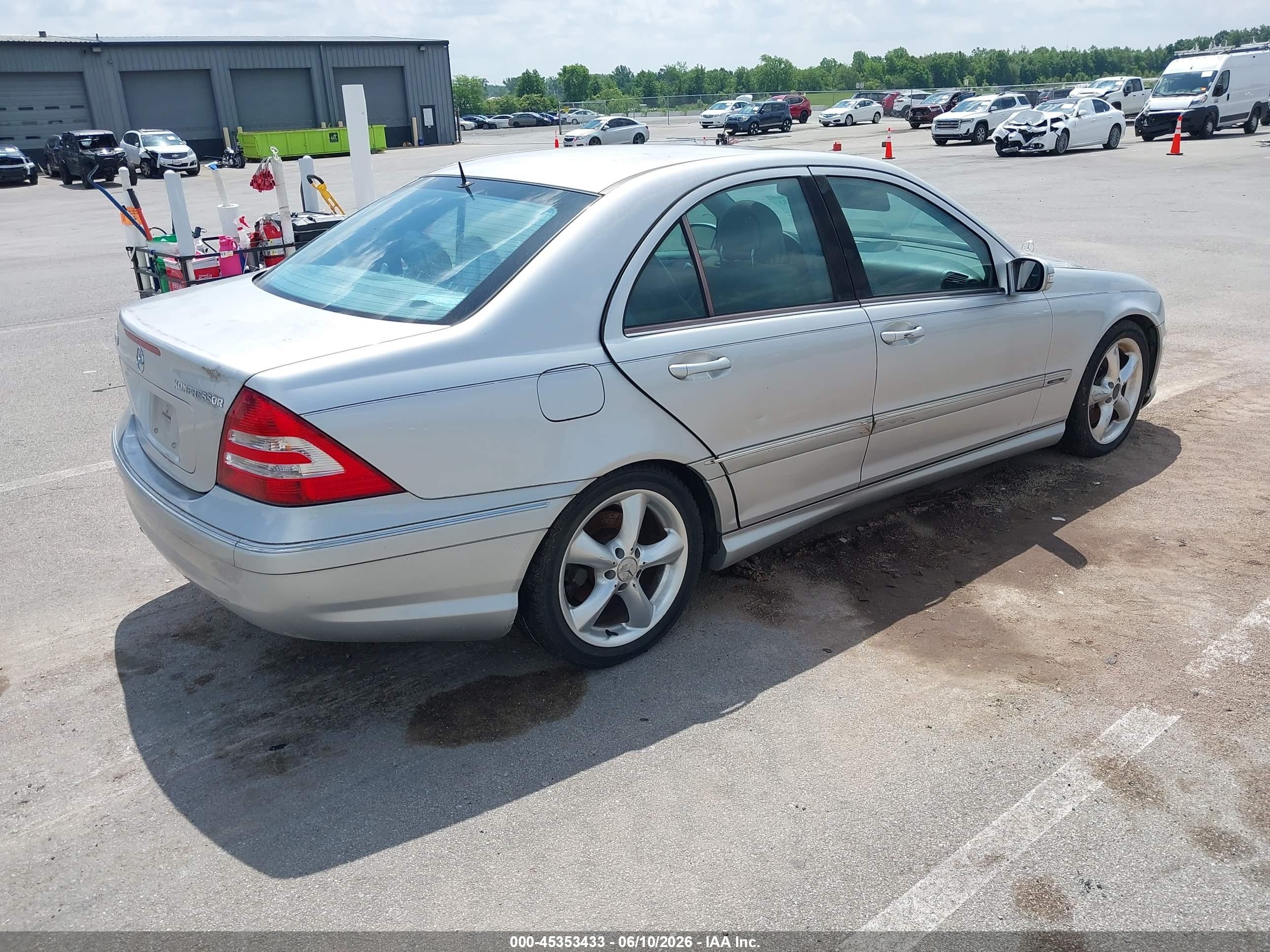 2005 Mercedes-benz C 230 Kompressor Sport Gray vin: WDBRF40J05F696884