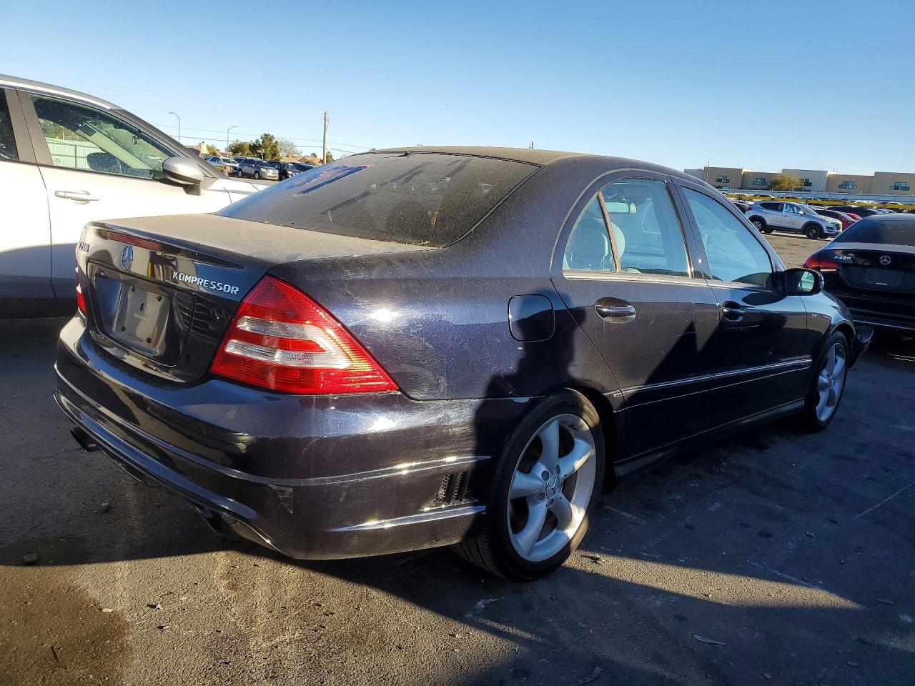 2005 Mercedes-benz C 230k Sport Sedan Черный vin: WDBRF40J05F713134