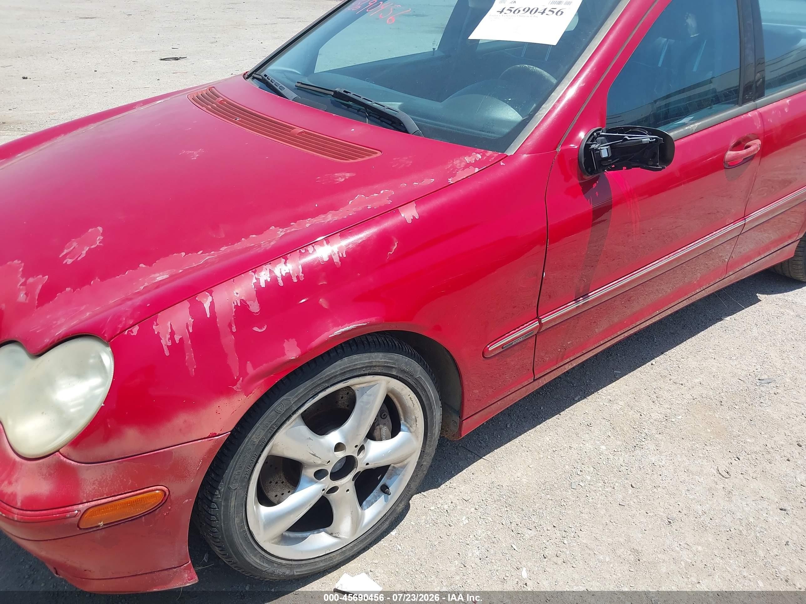 2004 Mercedes-benz C 230 Kompressor Sport/sport Красный vin: WDBRF40J14F541808