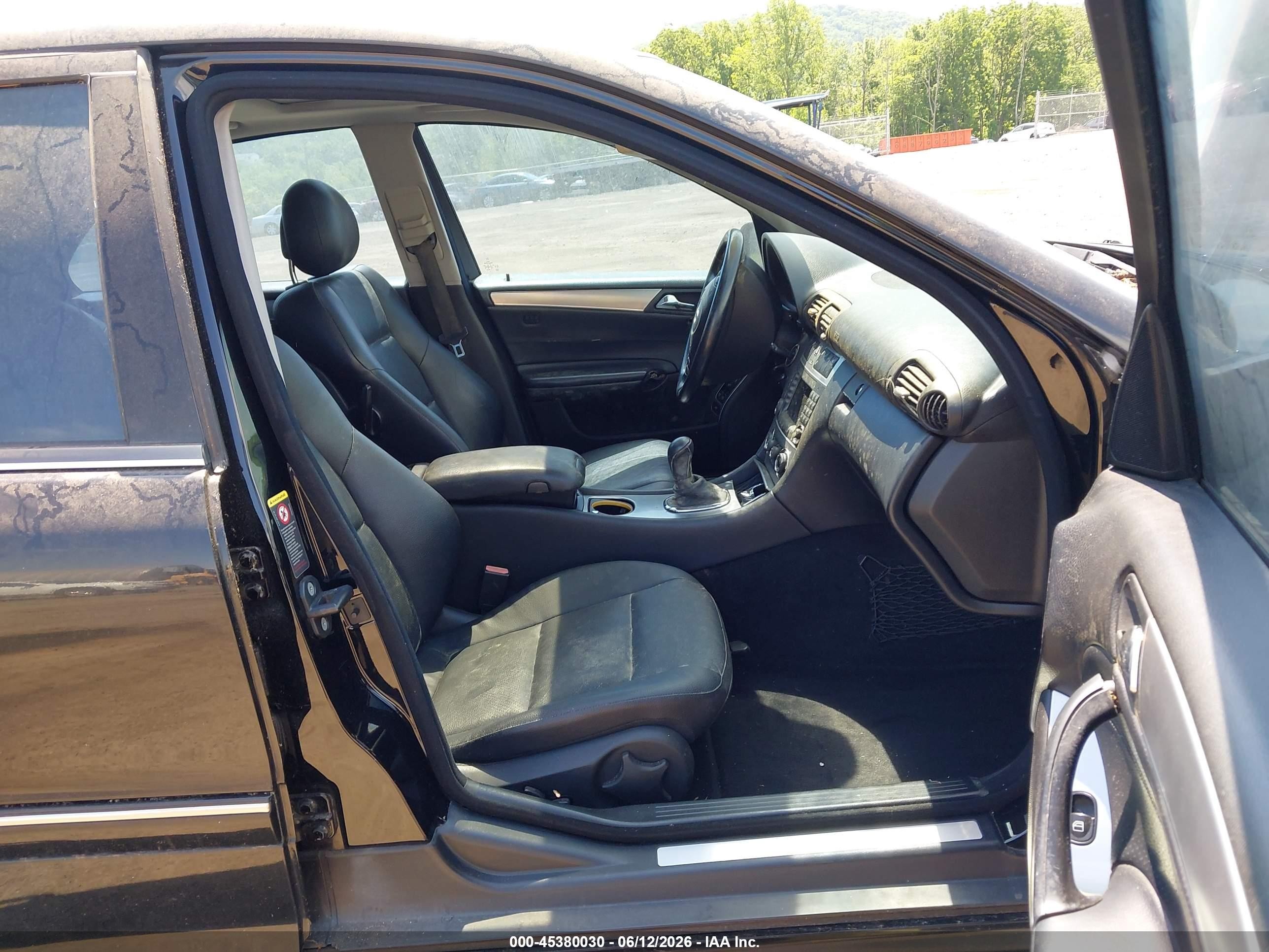 2005 Mercedes-benz C 230 Kompressor Sport Черный vin: WDBRF40J15A654298
