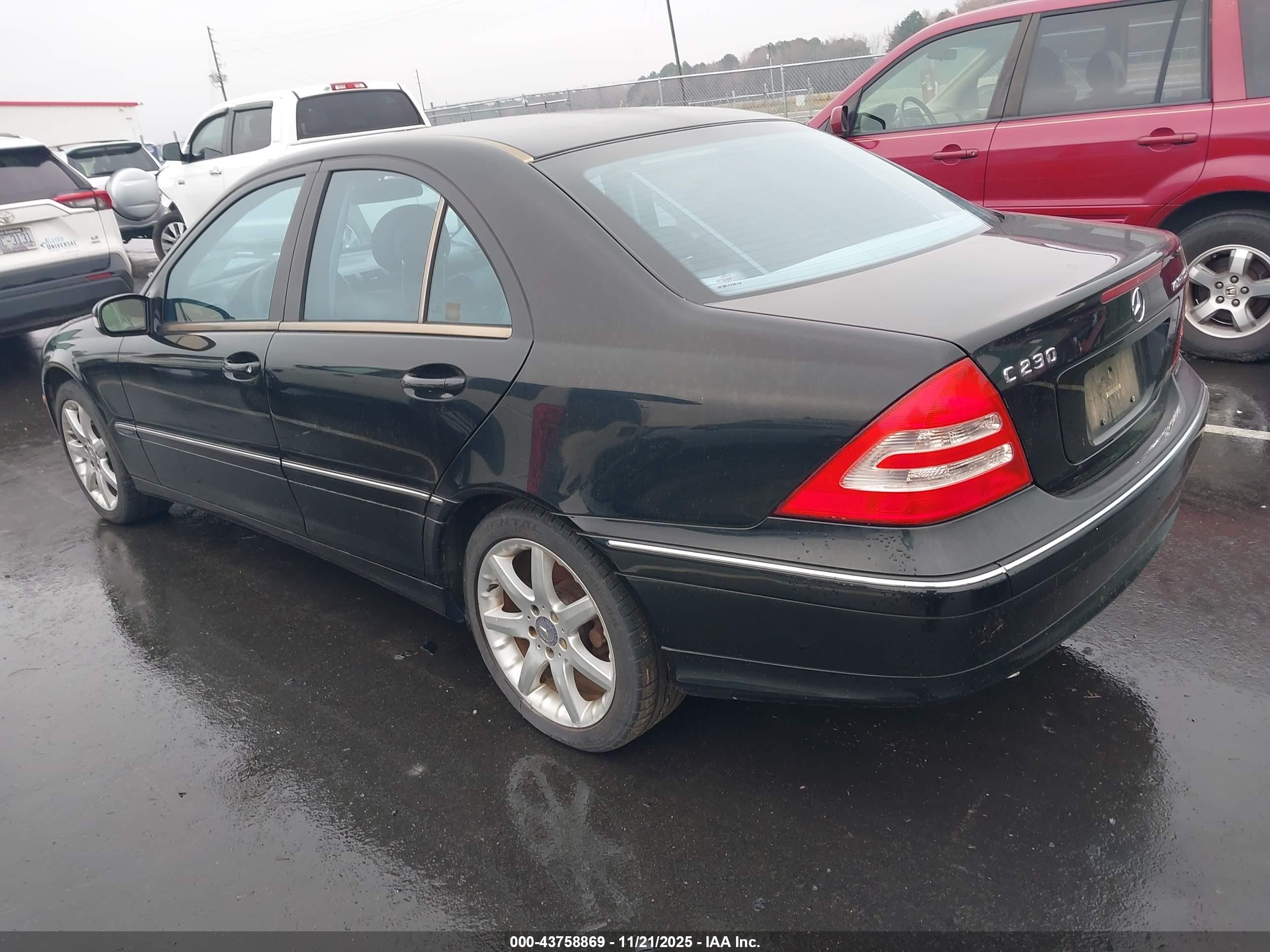 2004 Mercedes-benz C 230 Kompressor Sport/sport Черный vin: WDBRF40J24A556752