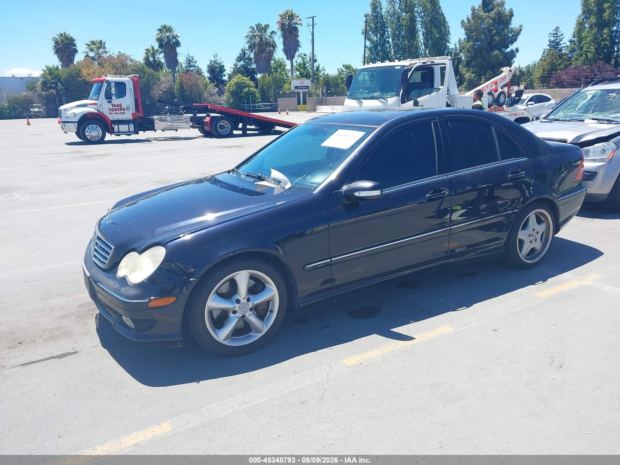 2005 Mercedes-benz C 230 Kompressor Sport Синий vin: WDBRF40J25A750070