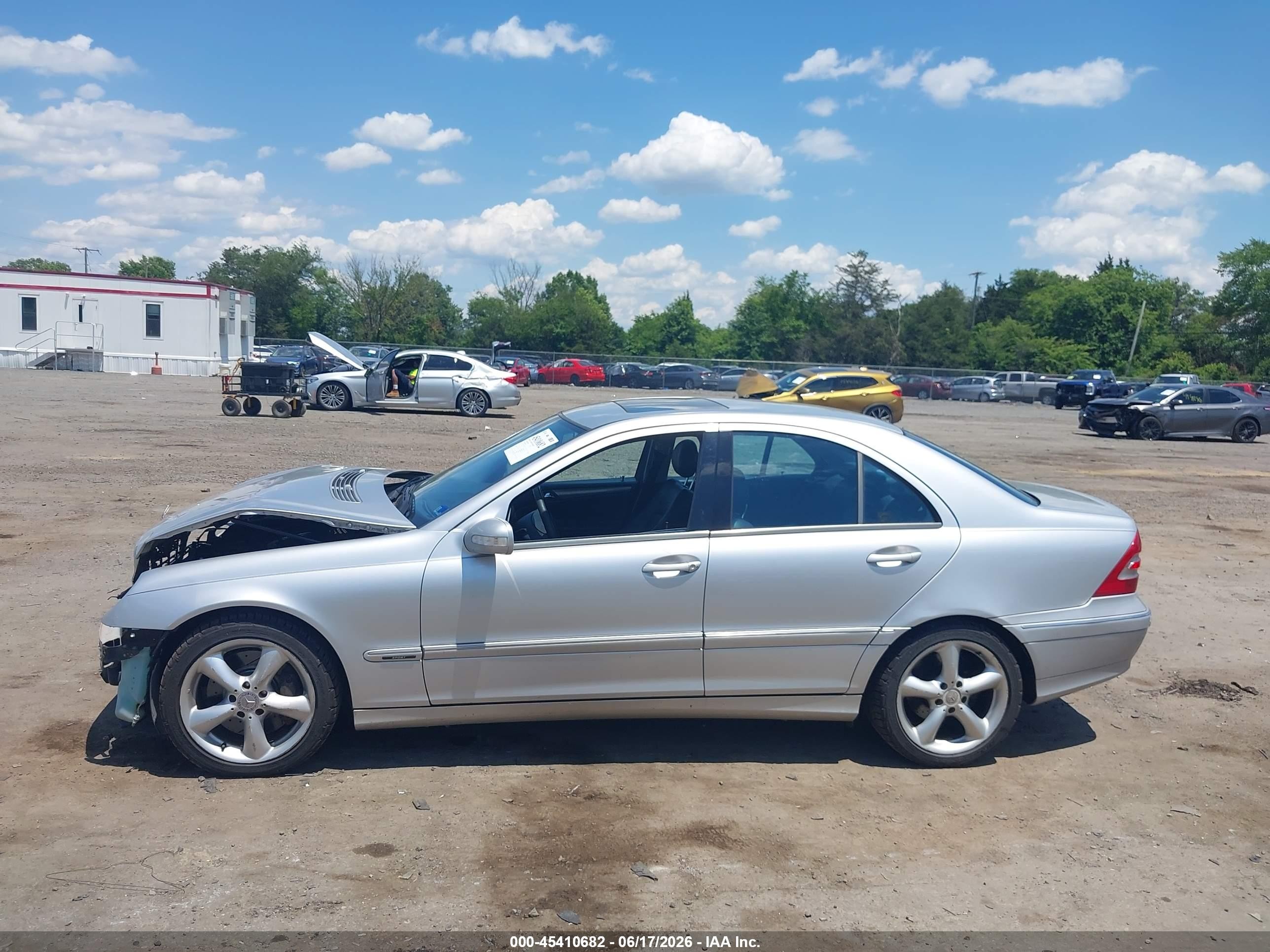 2004 Mercedes-benz C 230 Kompressor Sport/sport Silver vin: WDBRF40J34F487914
