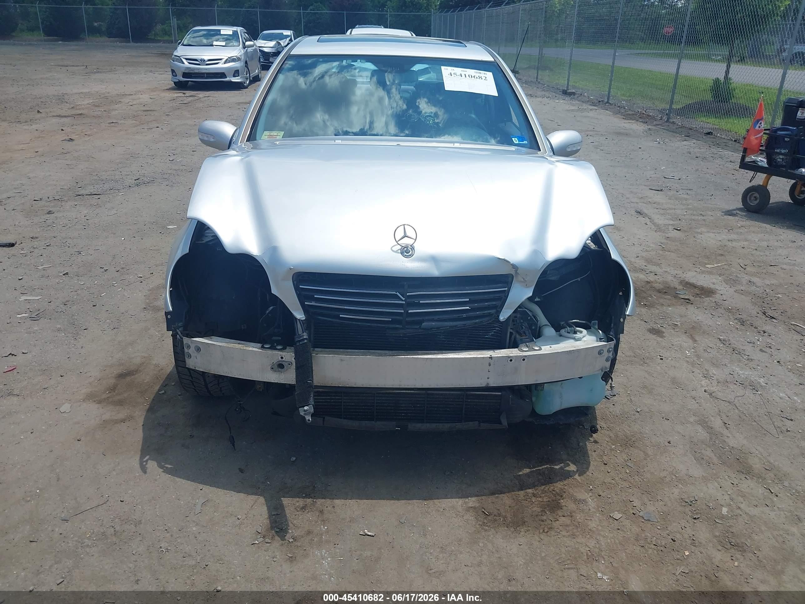 2004 Mercedes-benz C 230 Kompressor Sport/sport Silver vin: WDBRF40J34F487914