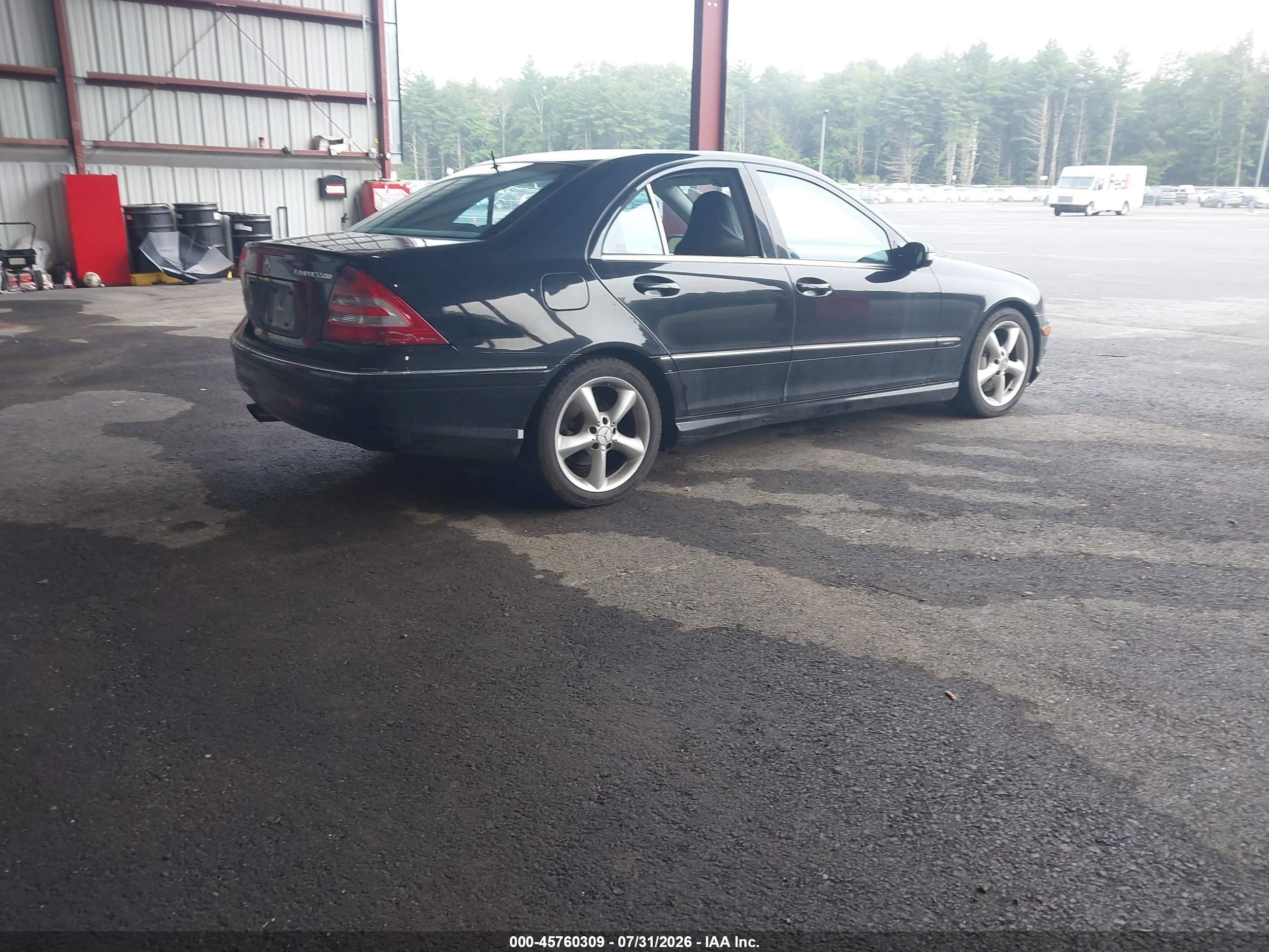 2005 Mercedes-benz C 230 Kompressor Sport Black vin: WDBRF40J35F711622