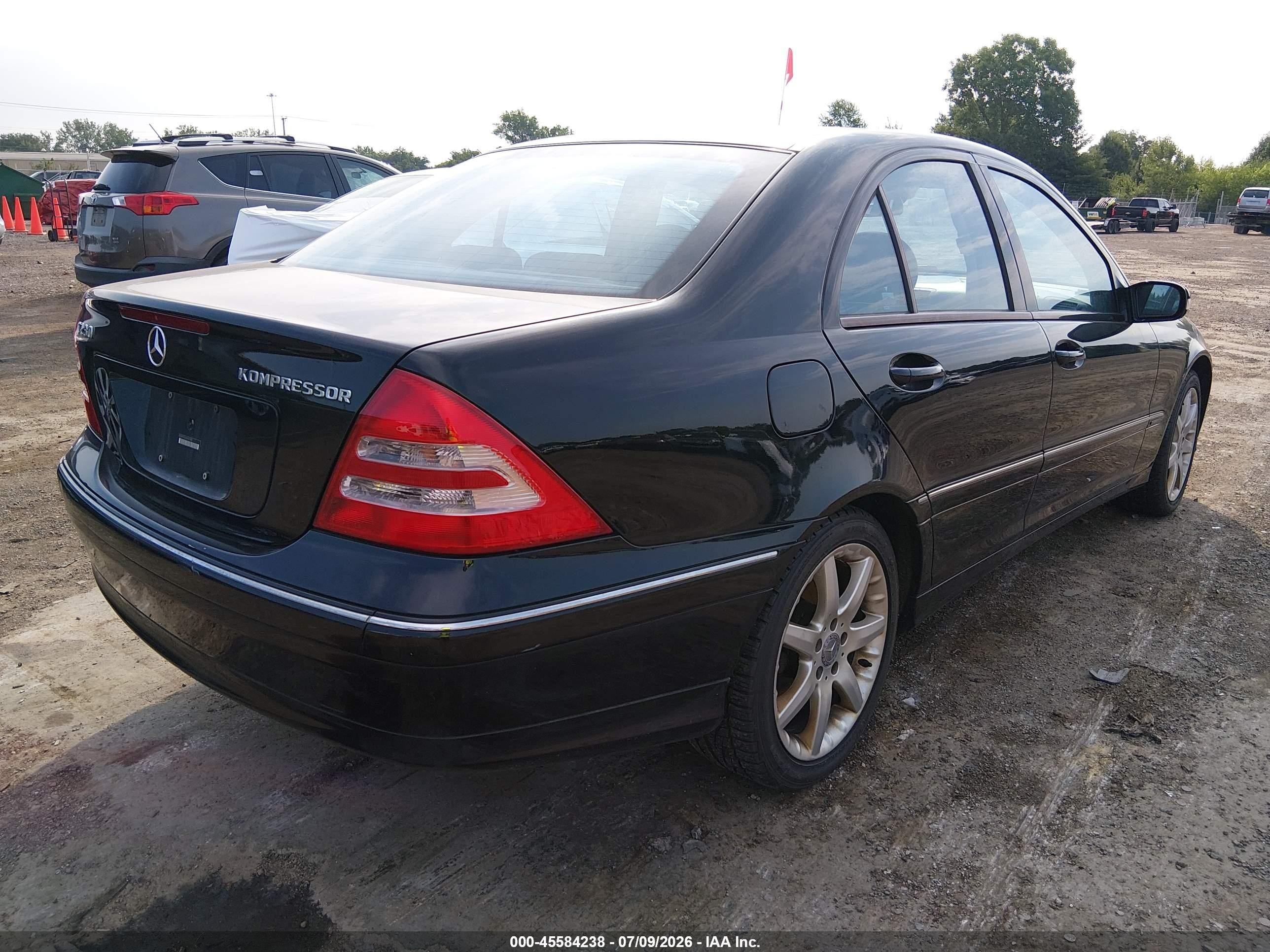 2004 Mercedes-benz C 230 Kompressor Sport/sport Черный vin: WDBRF40J44F447888