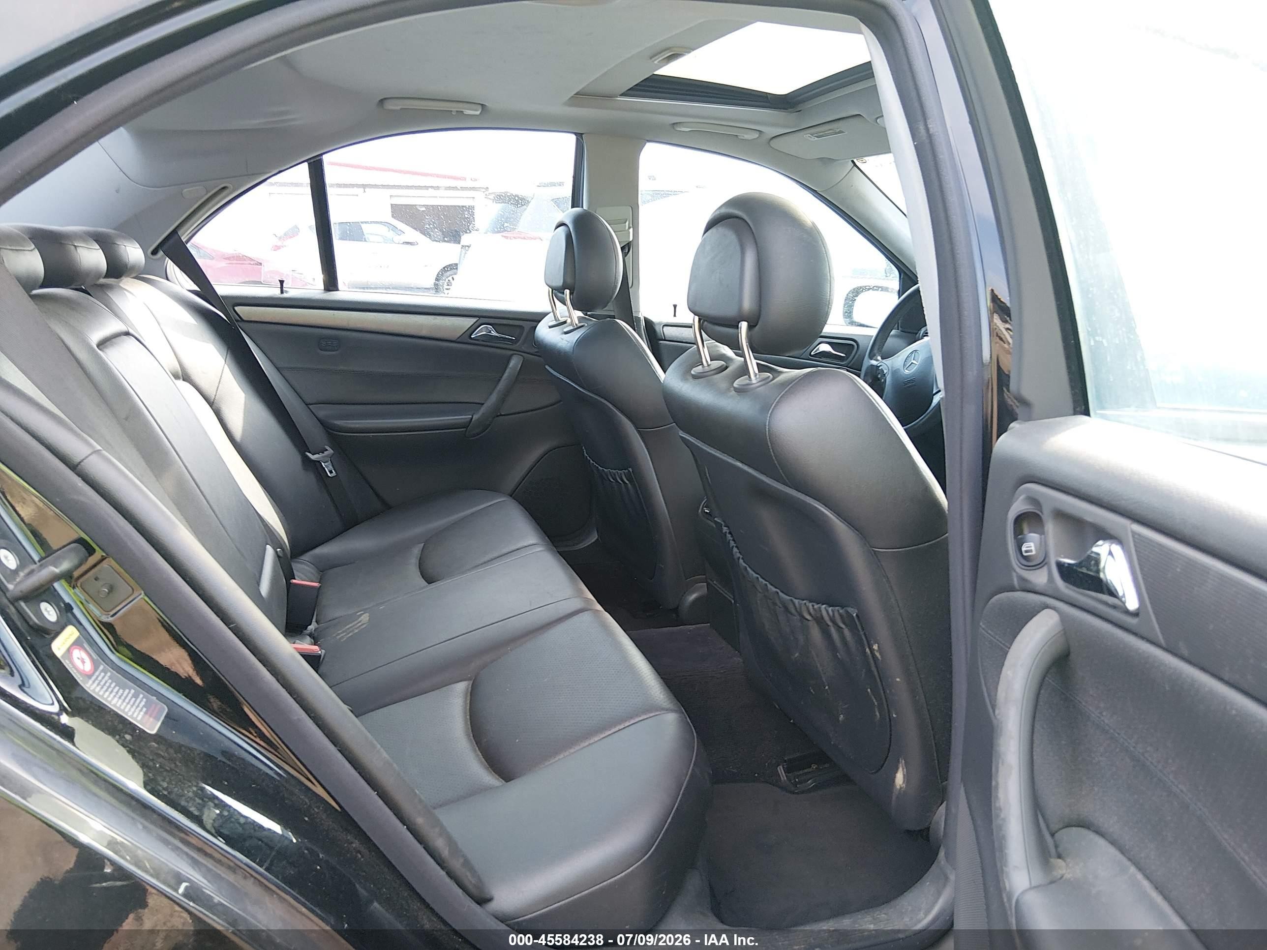 2004 Mercedes-benz C 230 Kompressor Sport/sport Черный vin: WDBRF40J44F447888