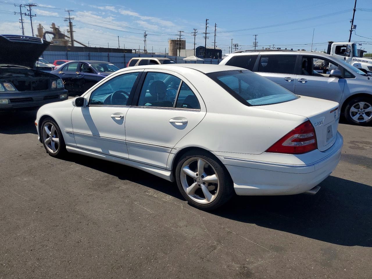 2005 Mercedes-benz C 230k Sport Sedan White vin: WDBRF40J55A707956
