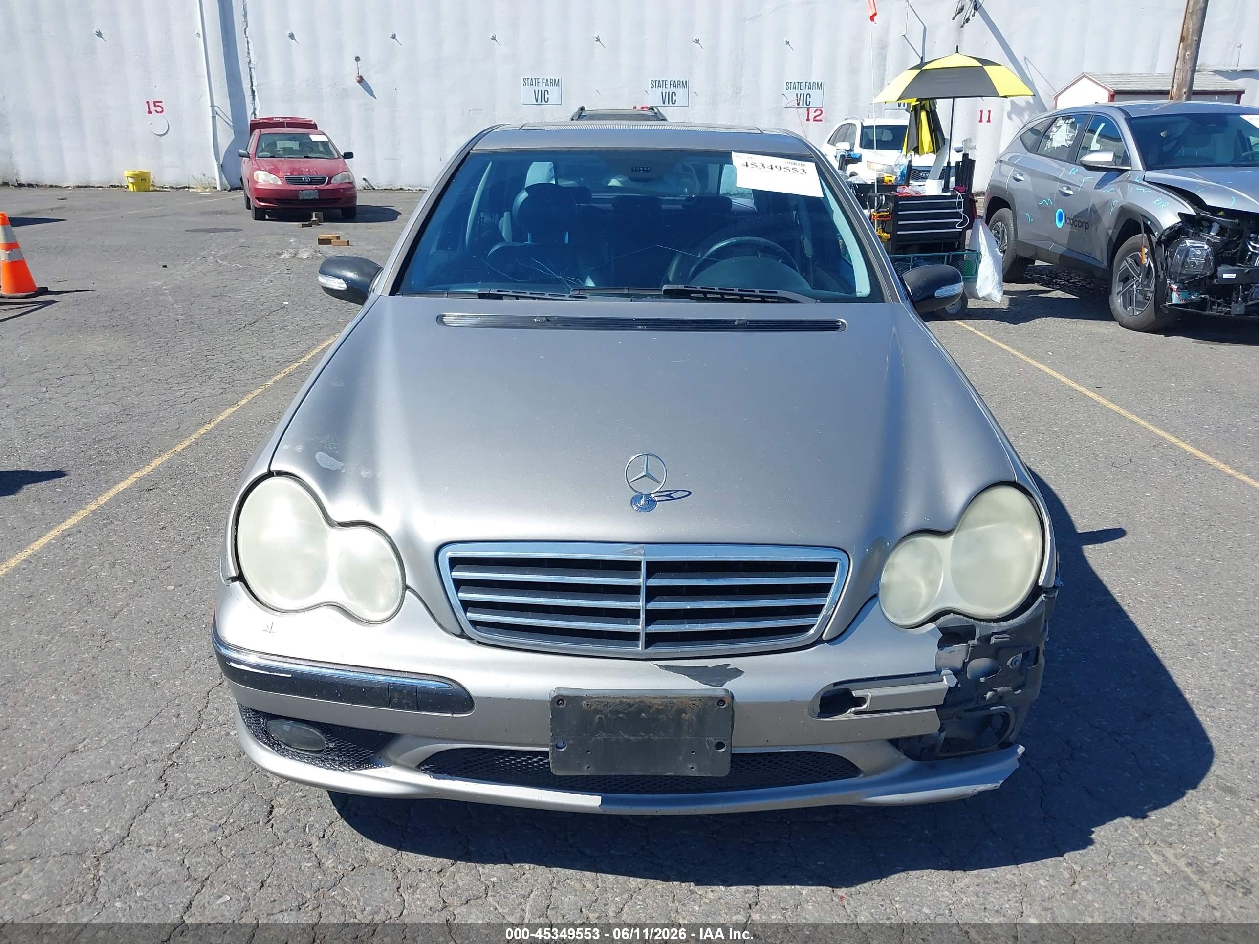 2005 Mercedes-benz C 230 Kompressor Sport Silver vin: WDBRF40J55F551310