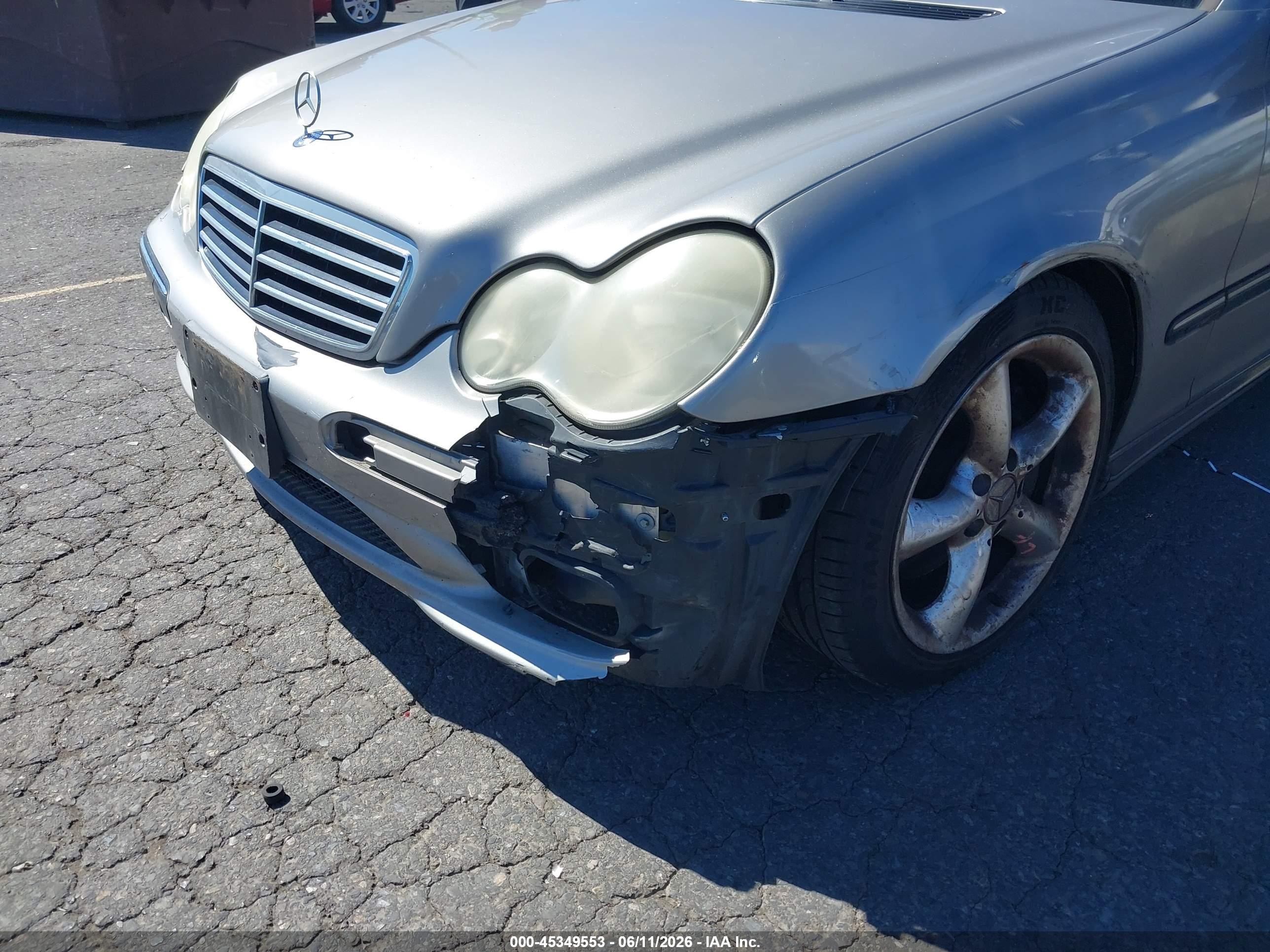 2005 Mercedes-benz C 230 Kompressor Sport Silver vin: WDBRF40J55F551310