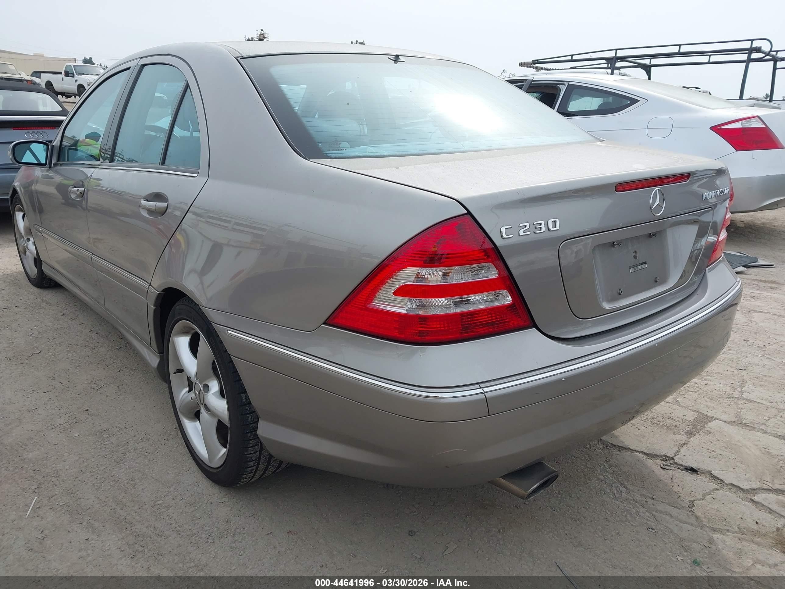 2005 Mercedes-benz C 230 Kompressor Sport Silver vin: WDBRF40J65A795965