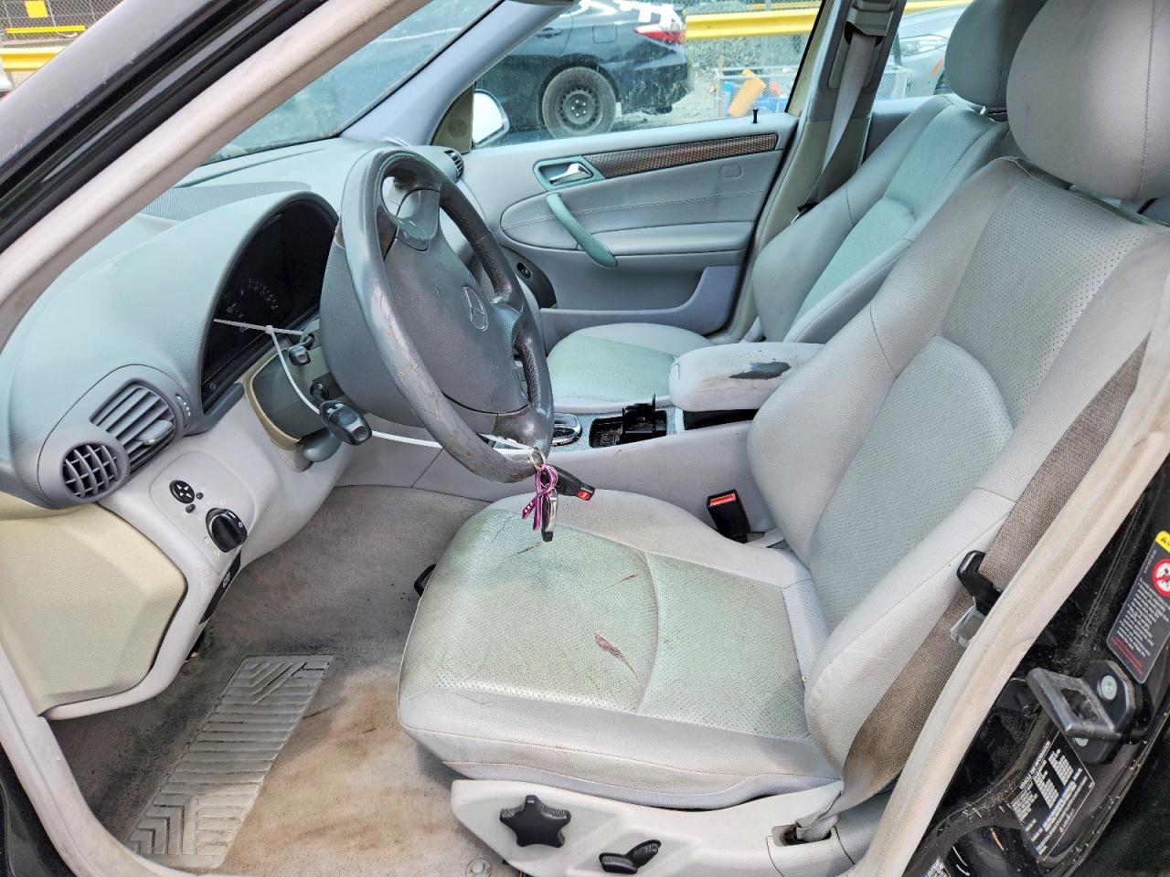 2003 Mercedes-benz 230c Черный vin: WDBRF40J73F379195