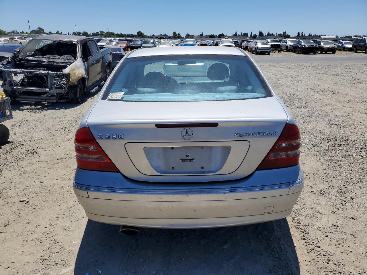 2004 Mercedes-benz C 230k Sport Sedan Silver vin: WDBRF40J74A629355
