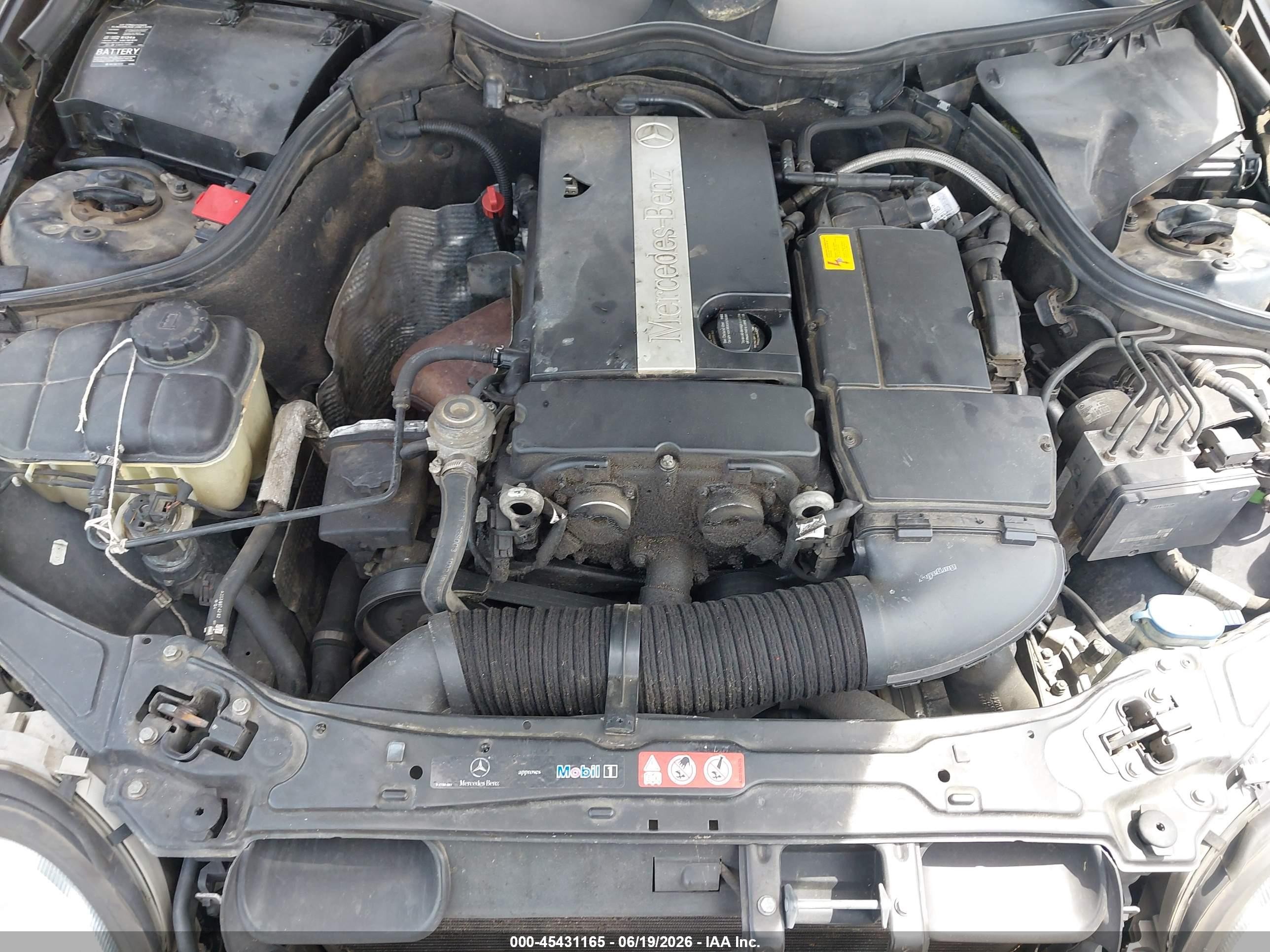 2005 Mercedes-benz C 230 Kompressor Sport Черный vin: WDBRF40J75F610972
