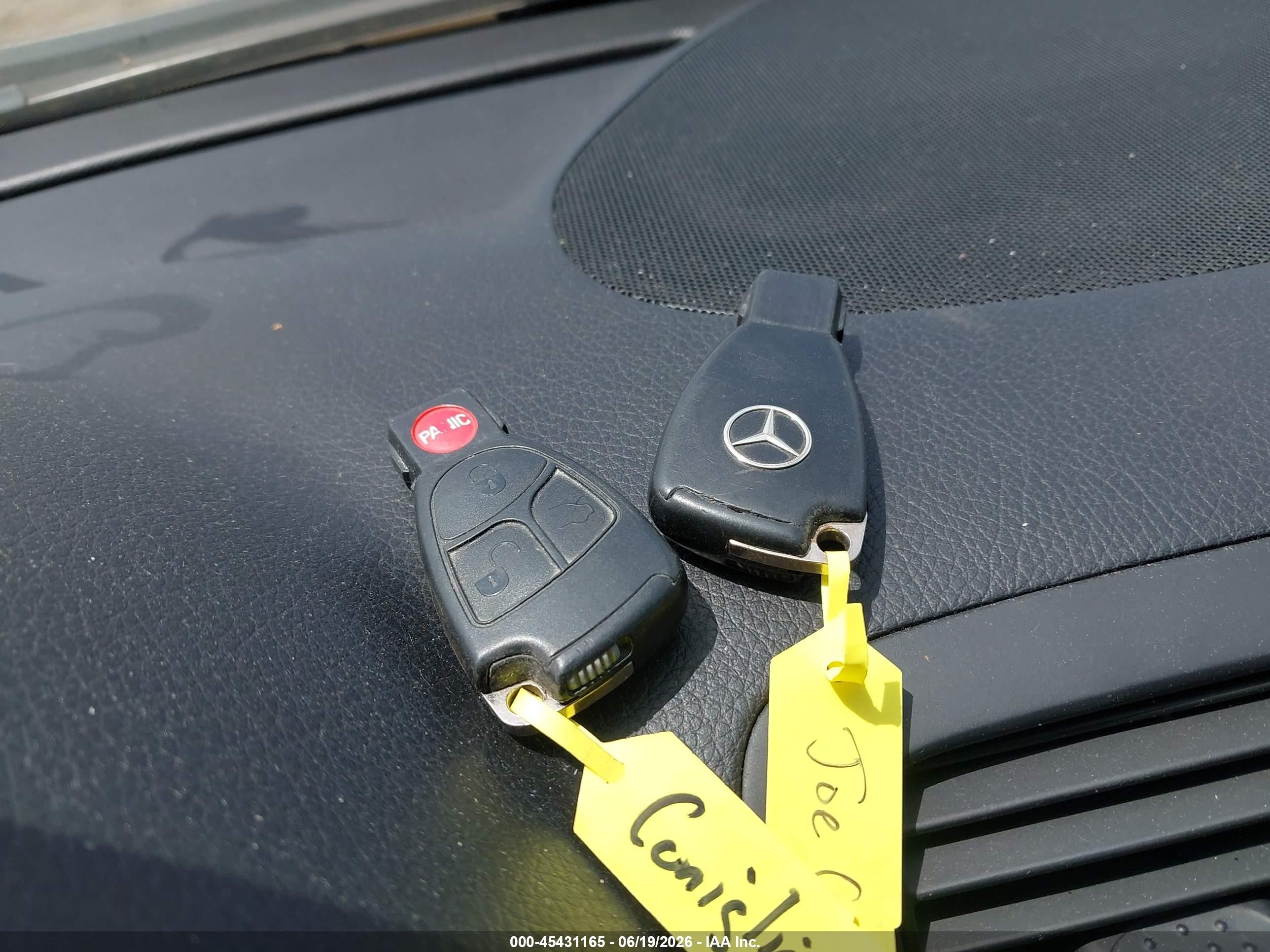 2005 Mercedes-benz C 230 Kompressor Sport Черный vin: WDBRF40J75F610972