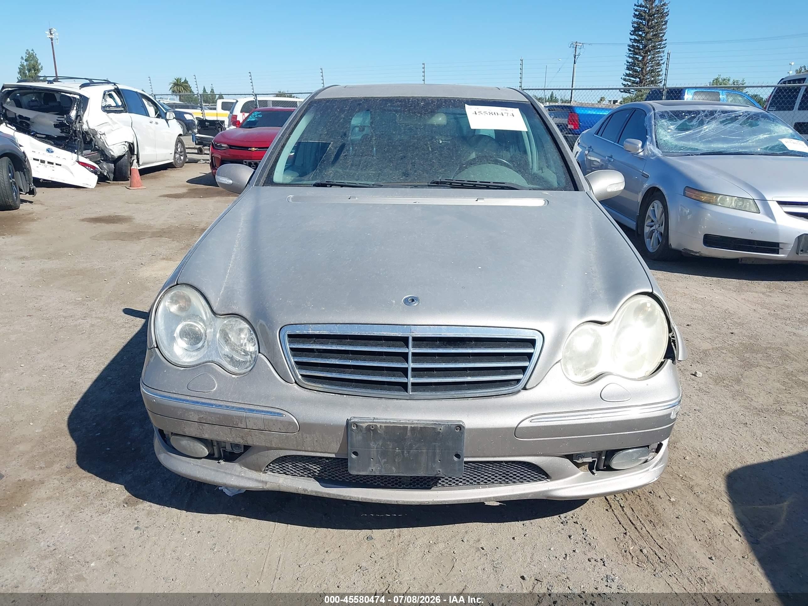2005 Mercedes-benz C 230 Kompressor Sport Бежевый vin: WDBRF40J75F624239