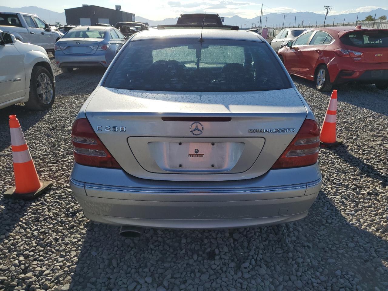 2004 Mercedes-benz C 230k Sport Sedan Silver vin: WDBRF40J84A611754