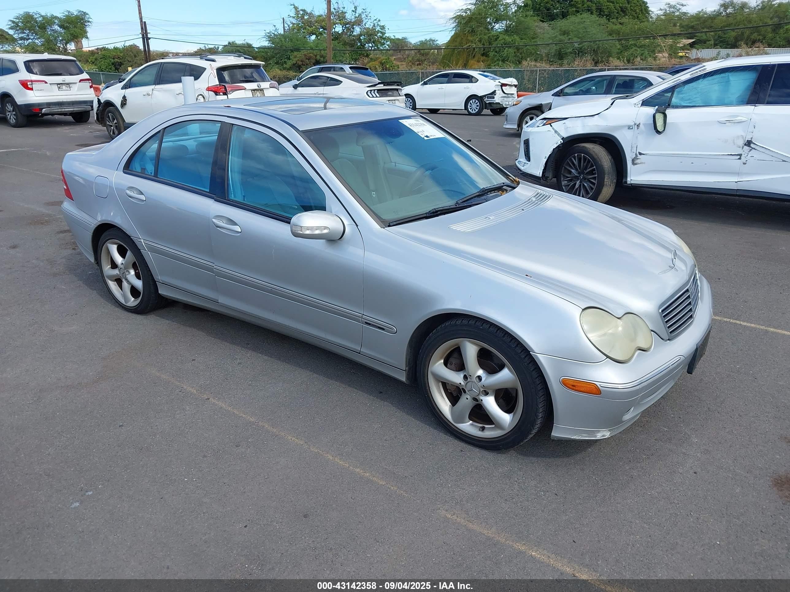 2004 Mercedes-benz C 230 Kompressor Sport/sport Silver vin: WDBRF40J84A635925