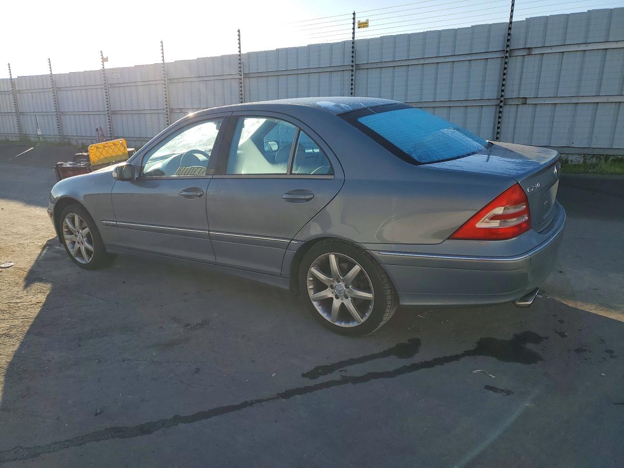 2004 Mercedes-benz C 230k Sport Sedan Gray vin: WDBRF40J84F483289