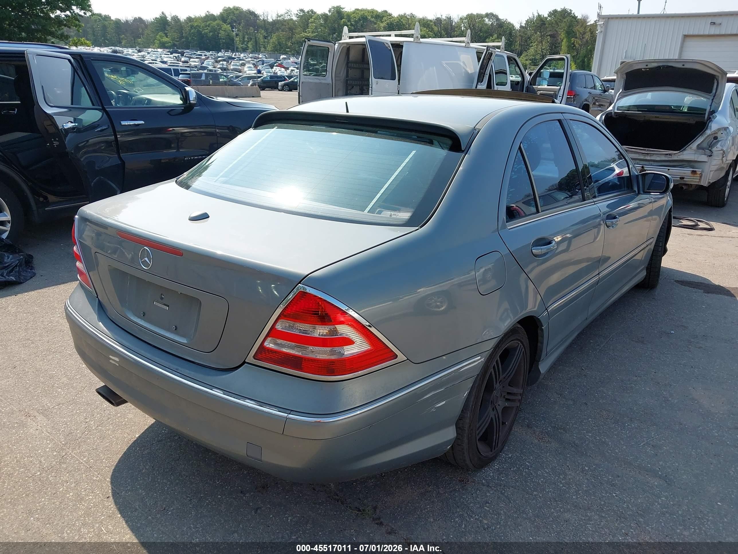 2005 Mercedes-benz C 230 Kompressor Sport Blue vin: WDBRF40J85F596094