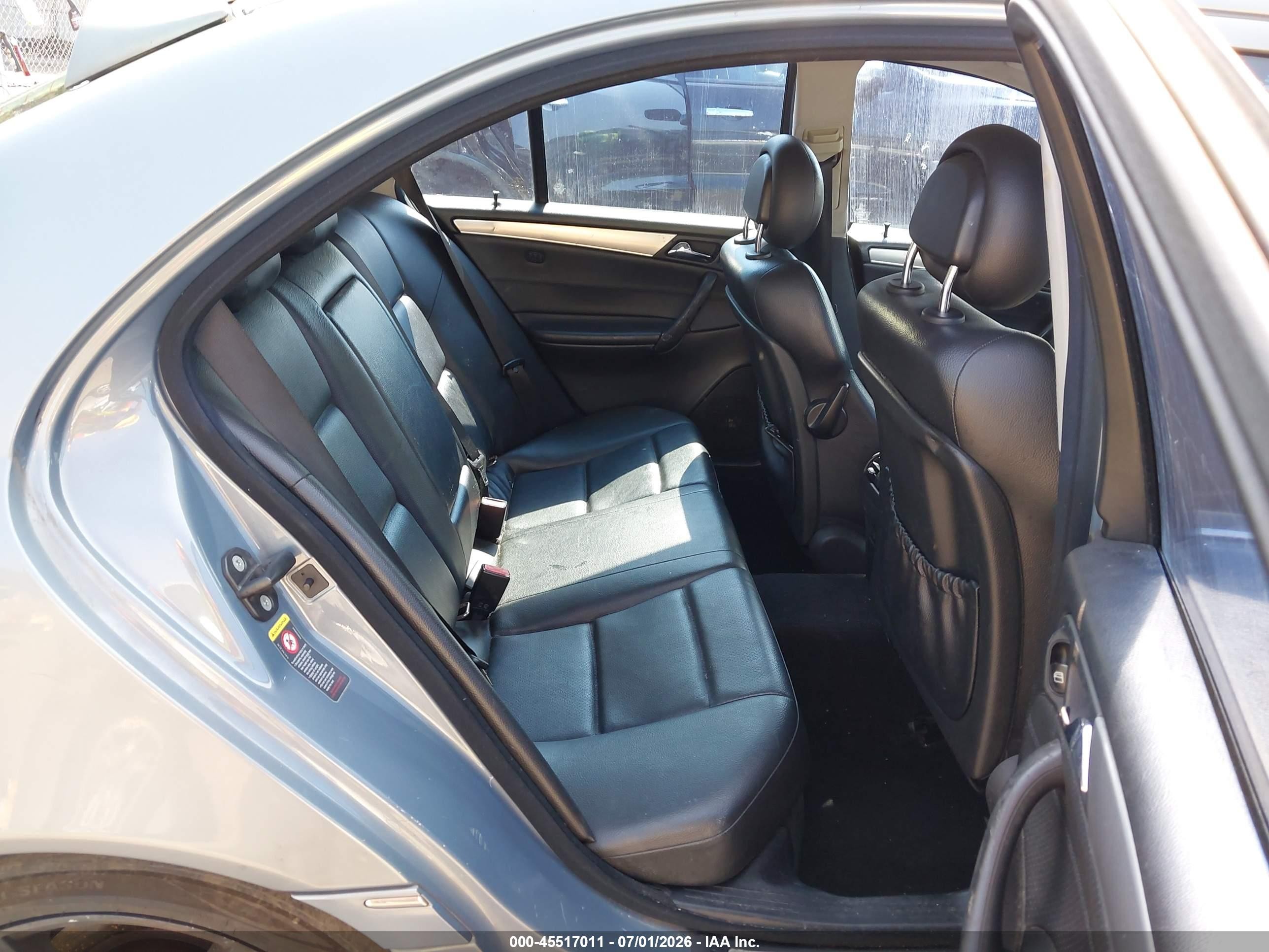 2005 Mercedes-benz C 230 Kompressor Sport Blue vin: WDBRF40J85F596094
