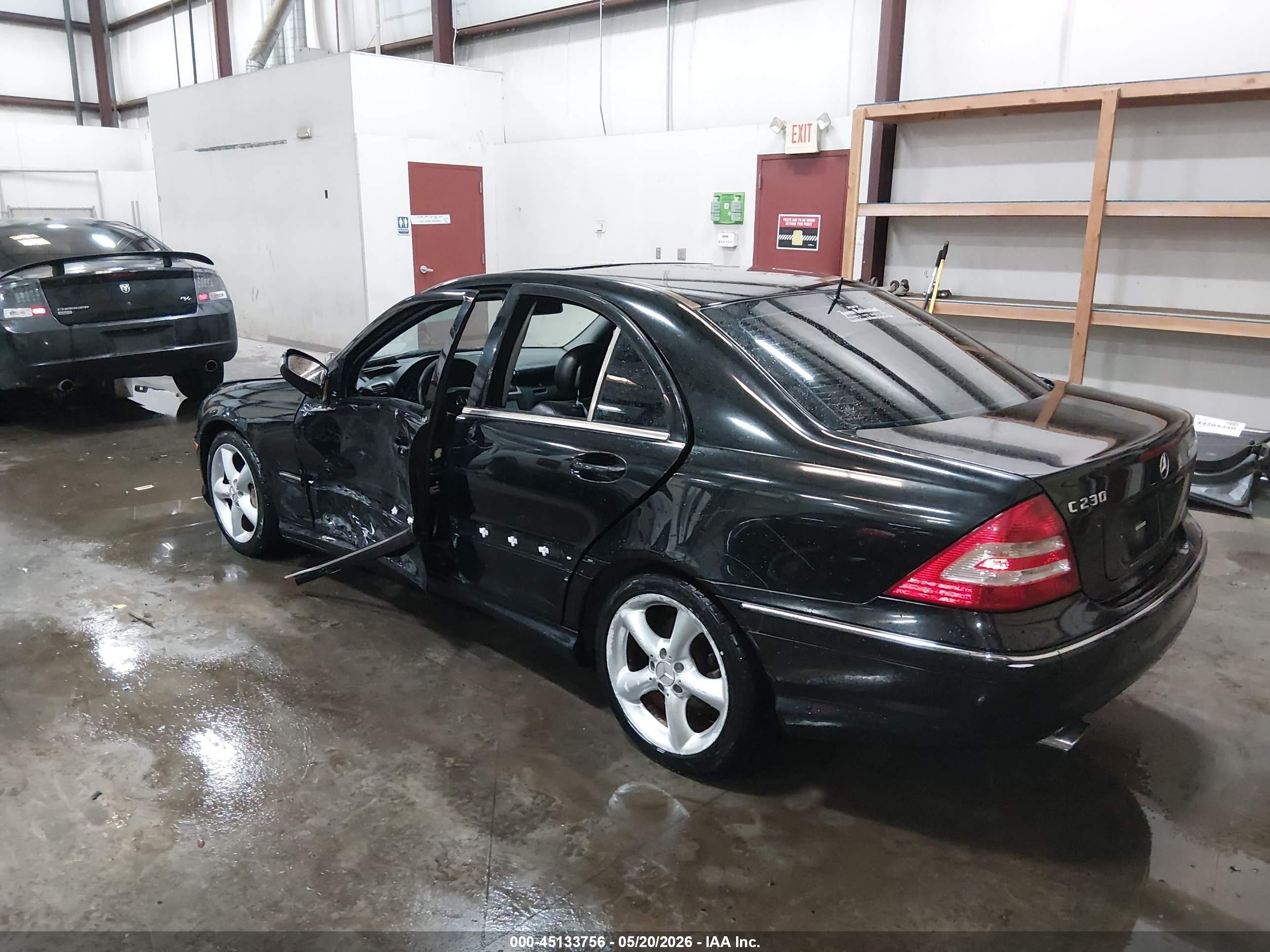 2005 Mercedes-benz C 230 Kompressor Sport Black vin: WDBRF40J85F597648