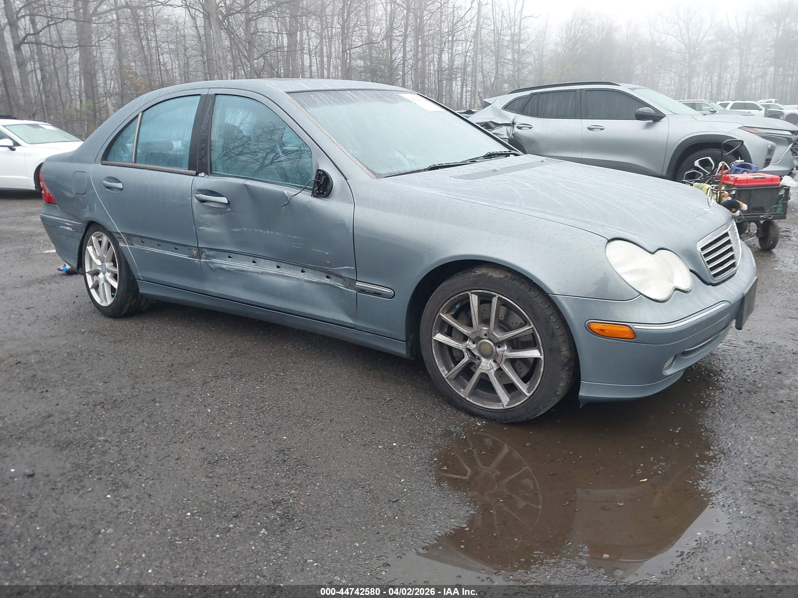 2004 Mercedes-benz C 230 Kompressor Sport/sport Light Blue vin: WDBRF40J94F502433