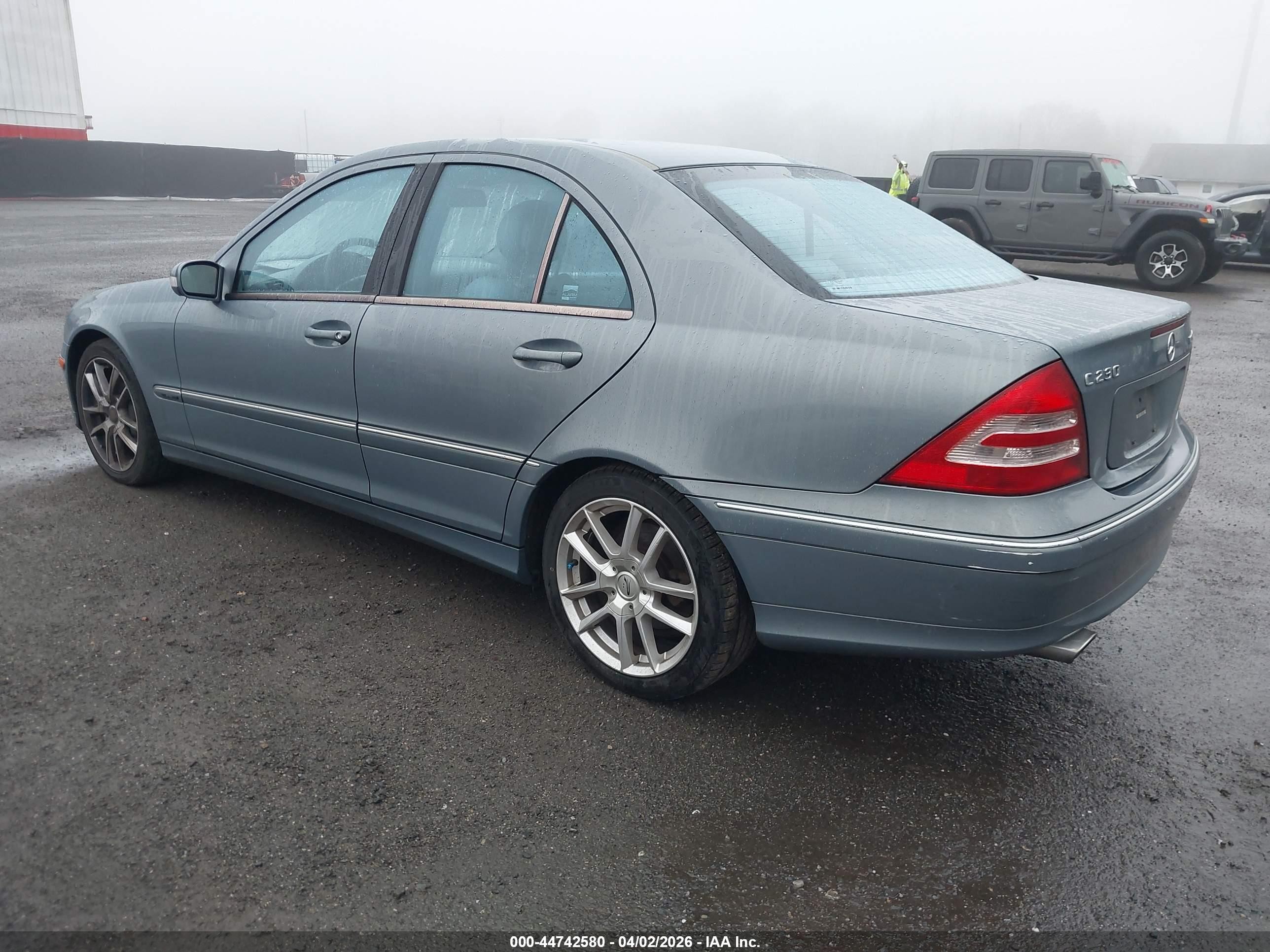 2004 Mercedes-benz C 230 Kompressor Sport/sport Light Blue vin: WDBRF40J94F502433