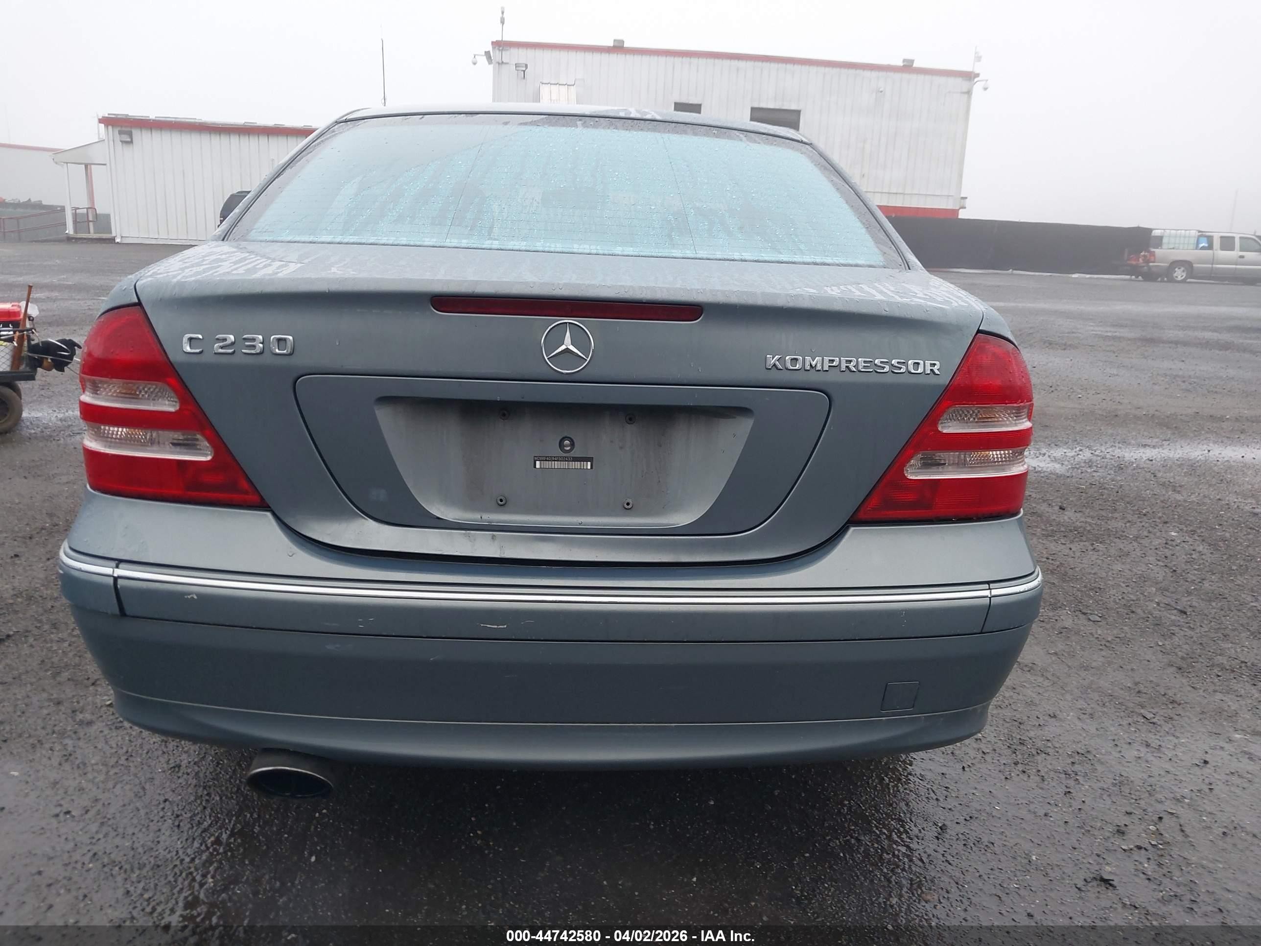 2004 Mercedes-benz C 230 Kompressor Sport/sport Light Blue vin: WDBRF40J94F502433