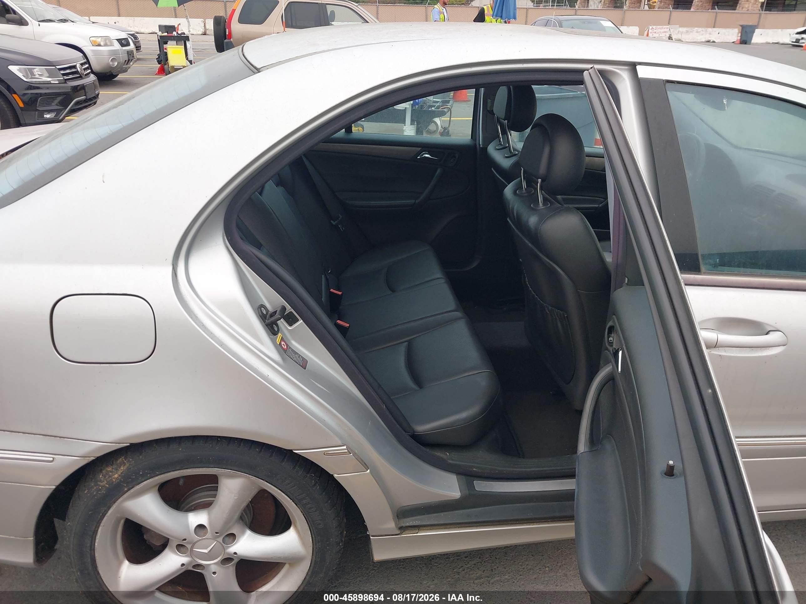 2004 Mercedes-benz C 230 Kompressor Sport/sport Gray vin: WDBRF40J94F552894
