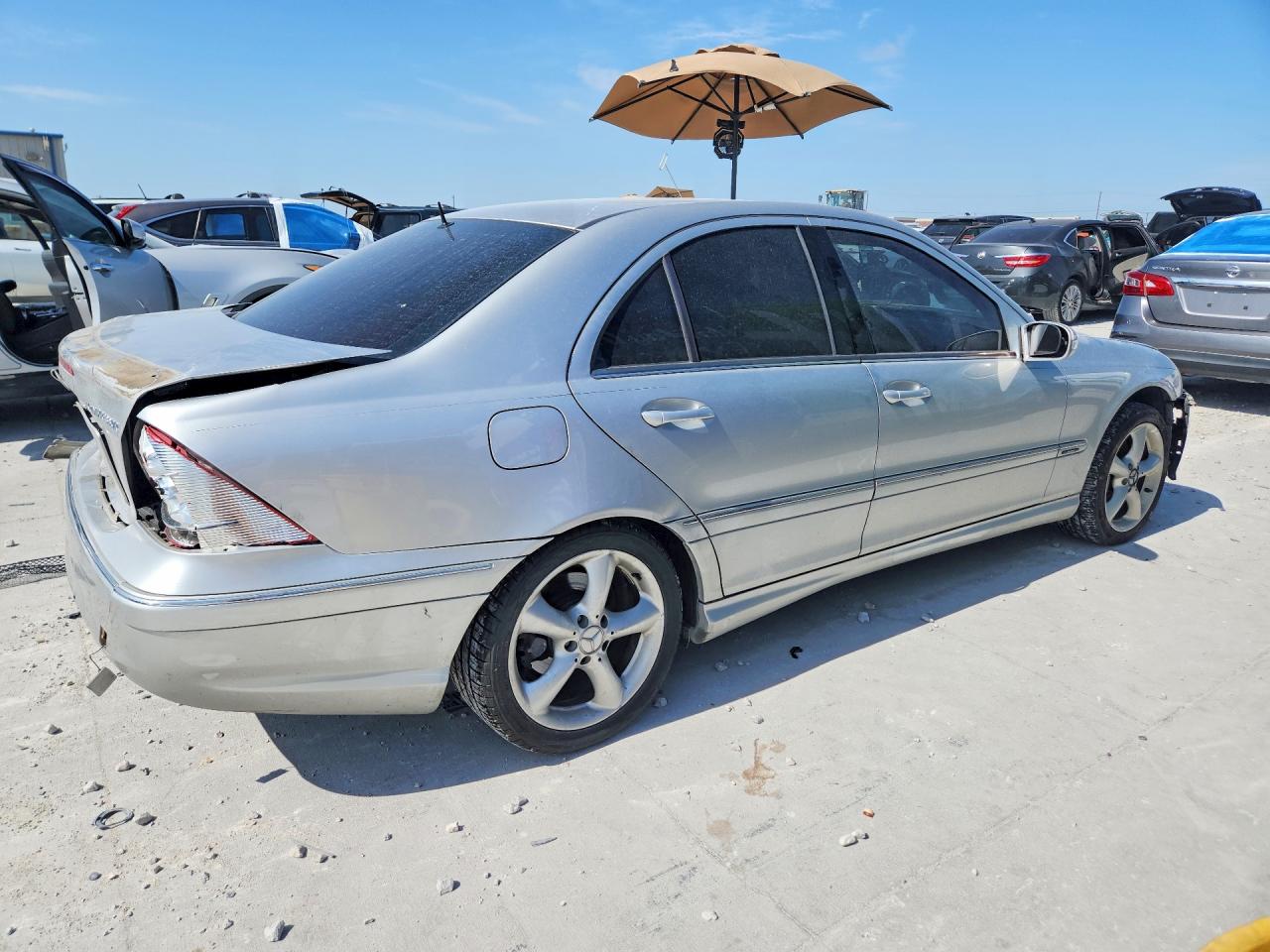 2005 Mercedes-benz C 230k Sport Sedan Silver vin: WDBRF40J95F595875