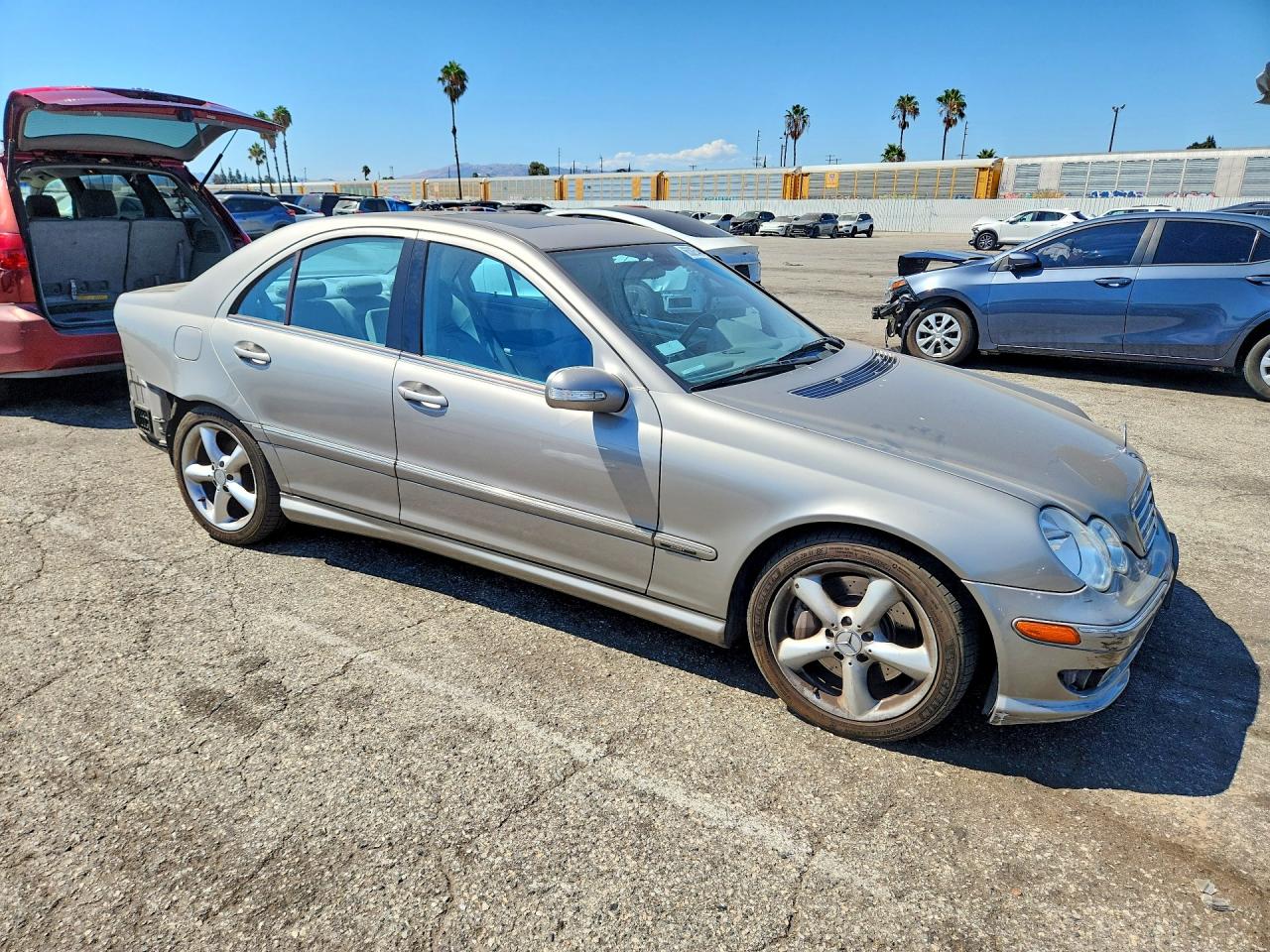 2006 Mercedes-benz C 230 Gray vin: WDBRF52H06A836303