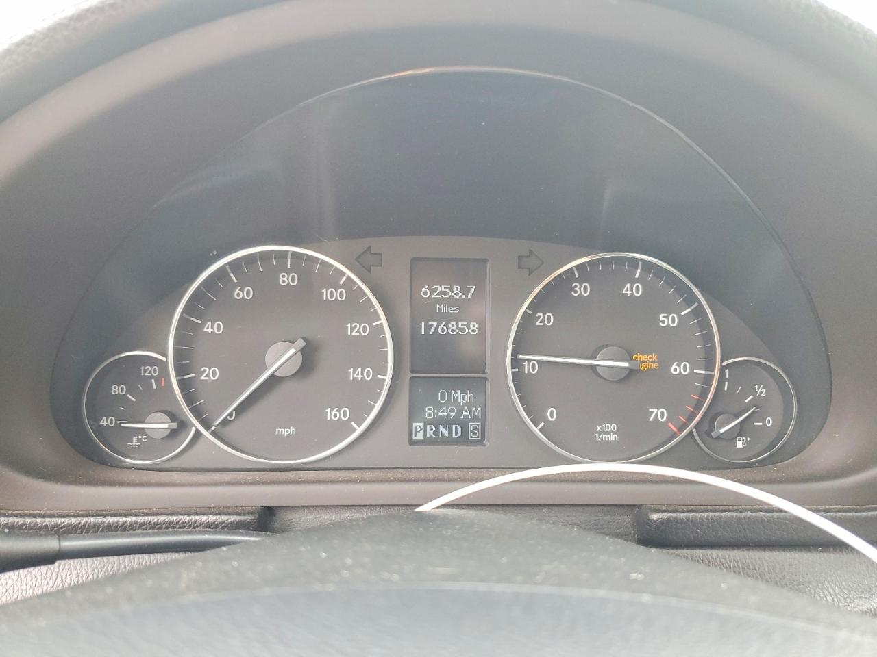 2006 Mercedes-benz C-class C230 Silver vin: WDBRF52H06F755885