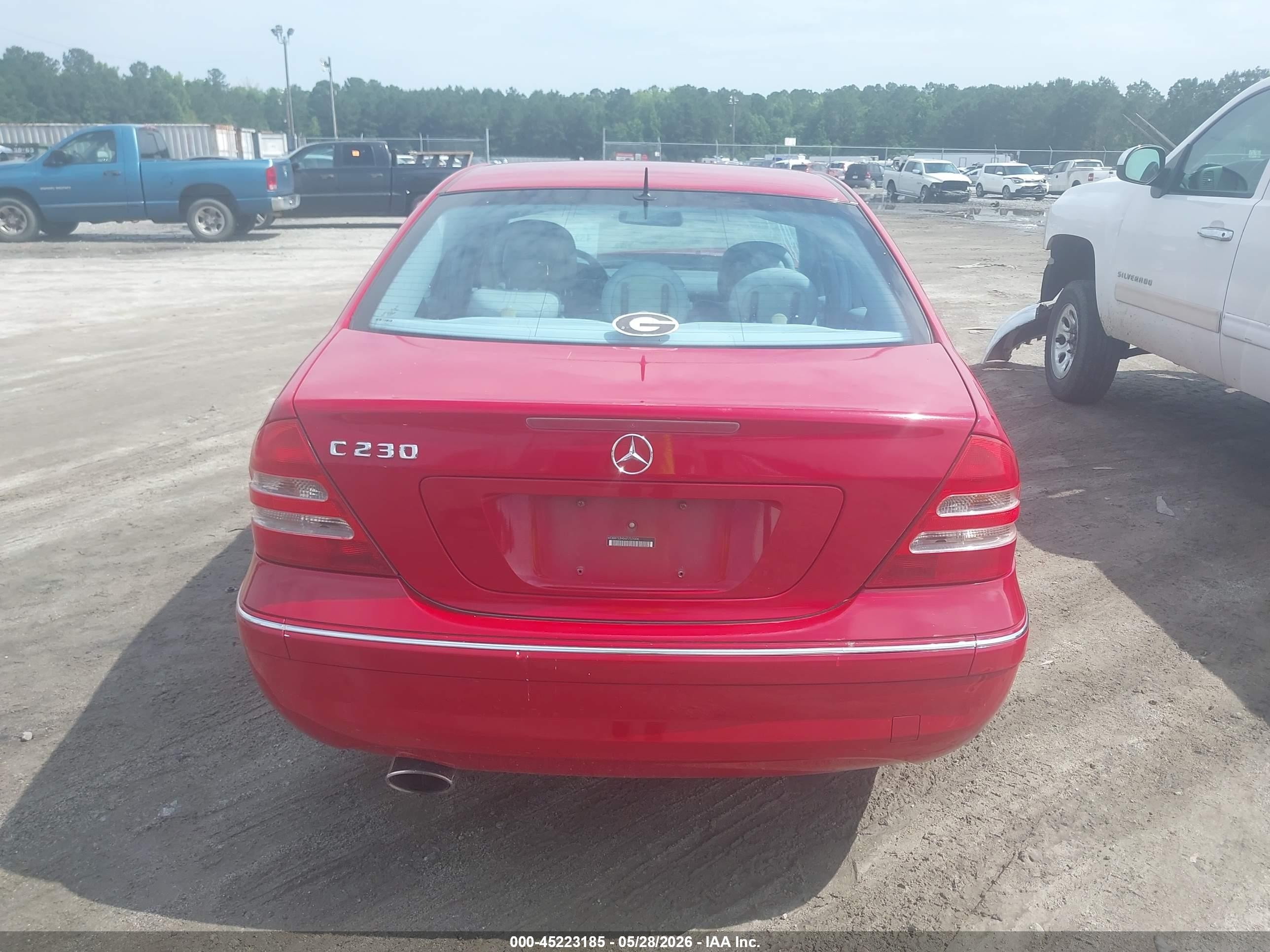 2006 Mercedes-benz C-class Sport Red vin: WDBRF52H06F757006
