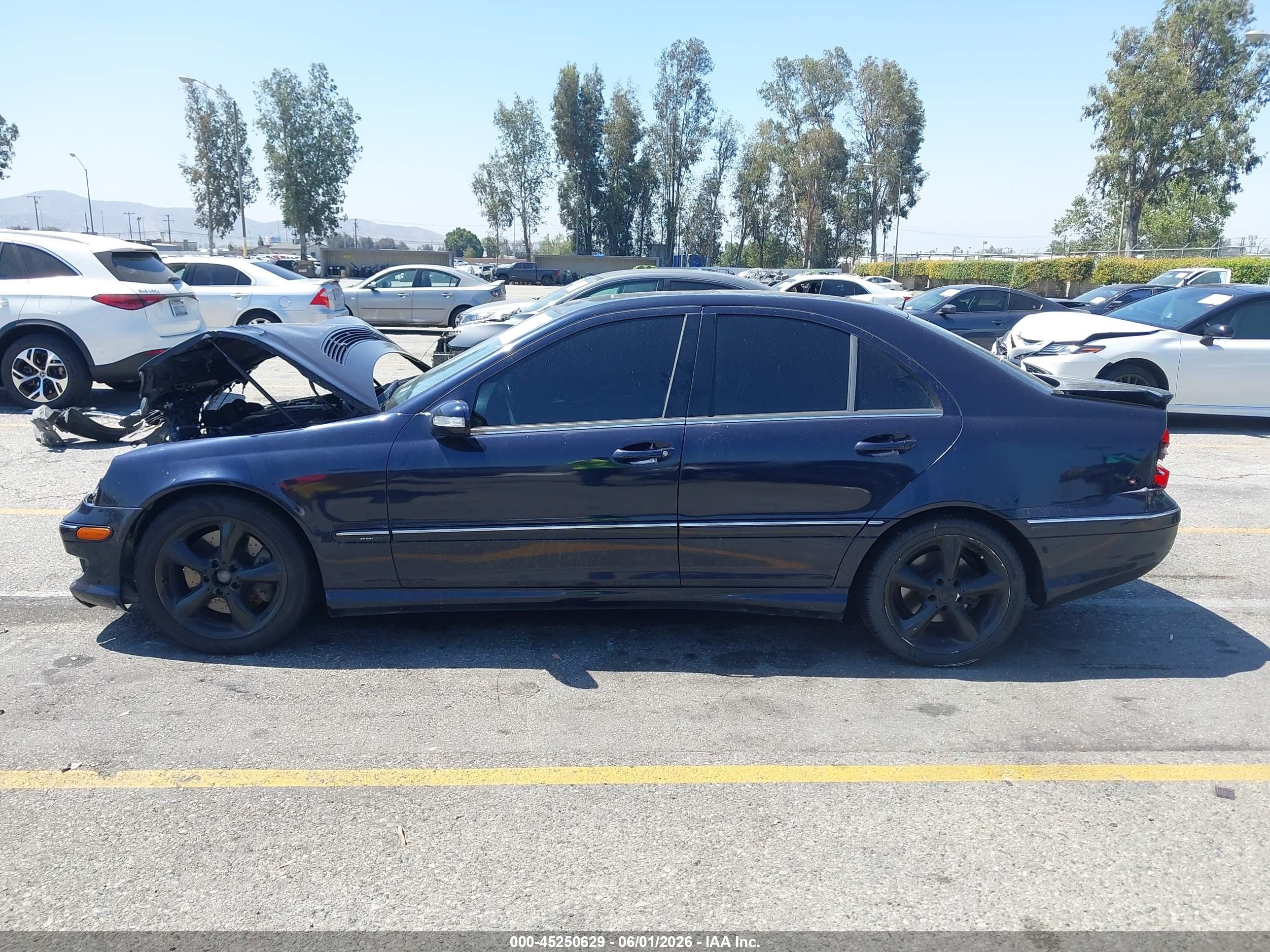 2006 Mercedes-benz C-class Sport Blue vin: WDBRF52H16F742403