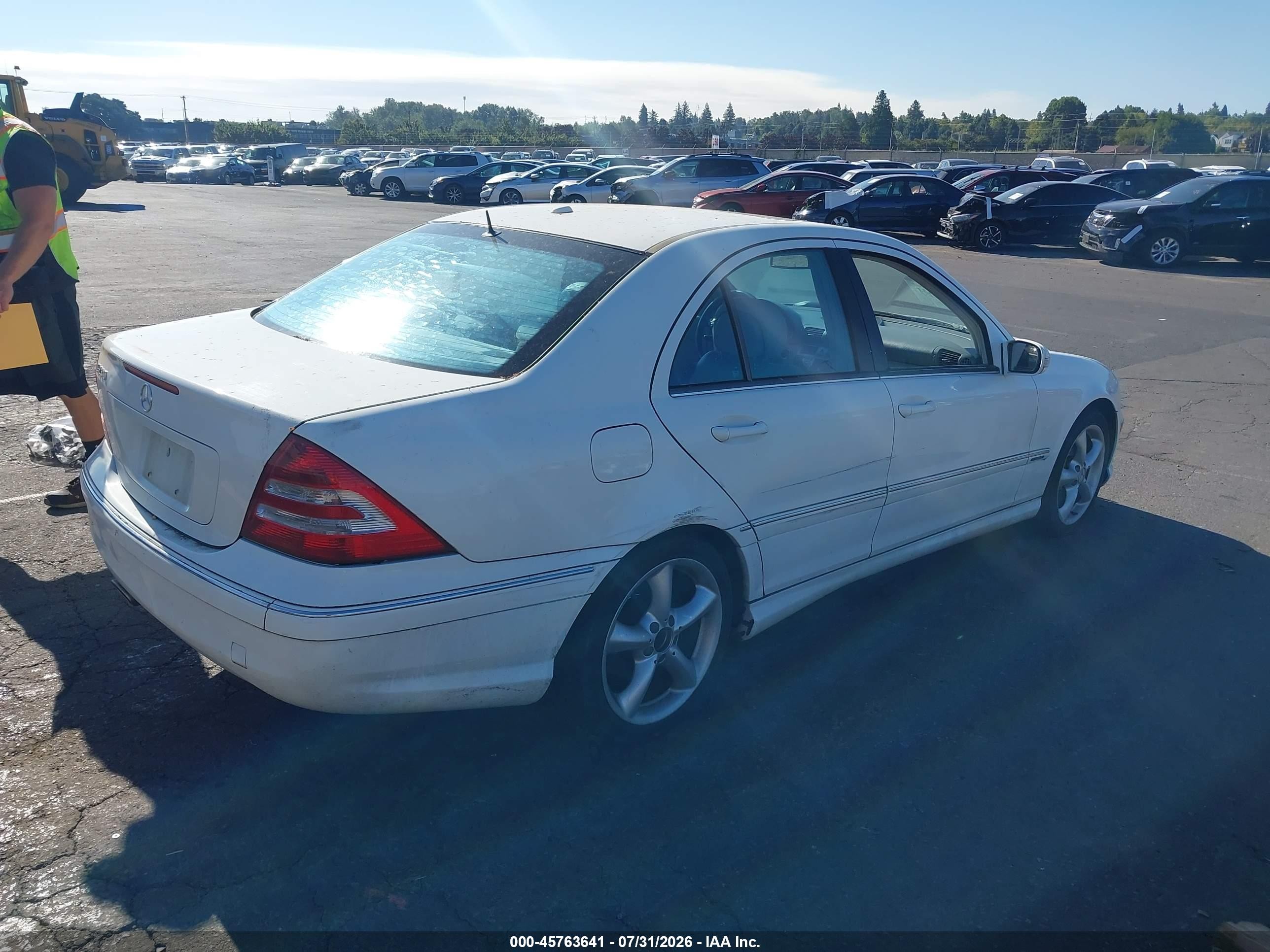 2006 Mercedes-benz C 230 Sport White vin: WDBRF52H16F800736