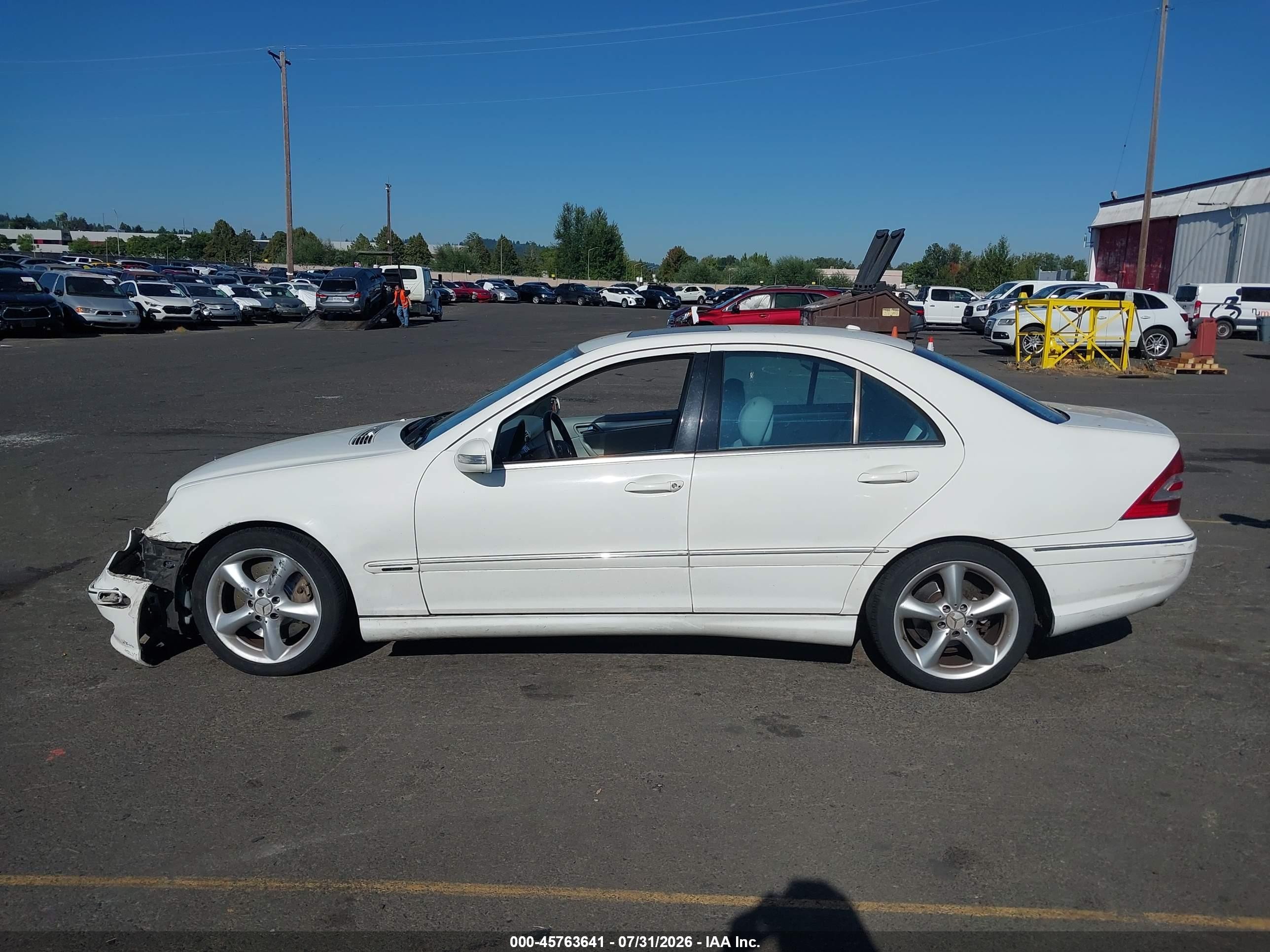 2006 Mercedes-benz C 230 Sport White vin: WDBRF52H16F800736