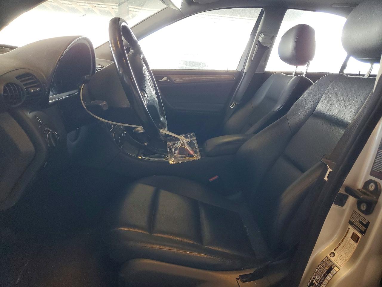 2007 Mercedes-benz C 230 Silver vin: WDBRF52H17A934516