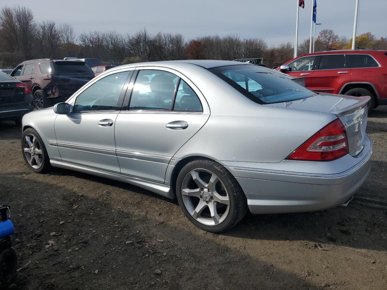 2007 Mercedes-benz C 230 Серебряный vin: WDBRF52H17F843412
