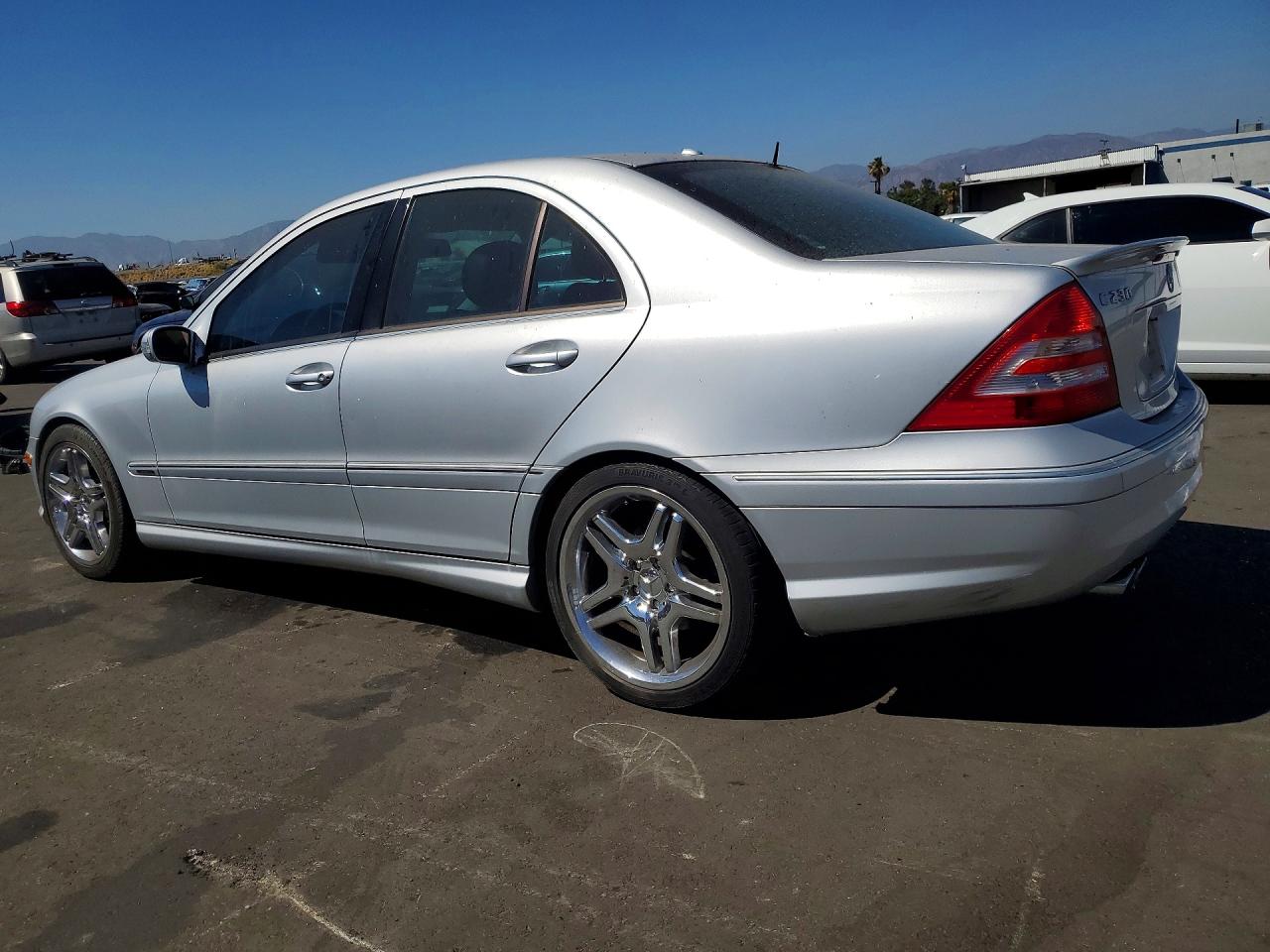 2007 Mercedes-benz C 230 Silver vin: WDBRF52H17F854149