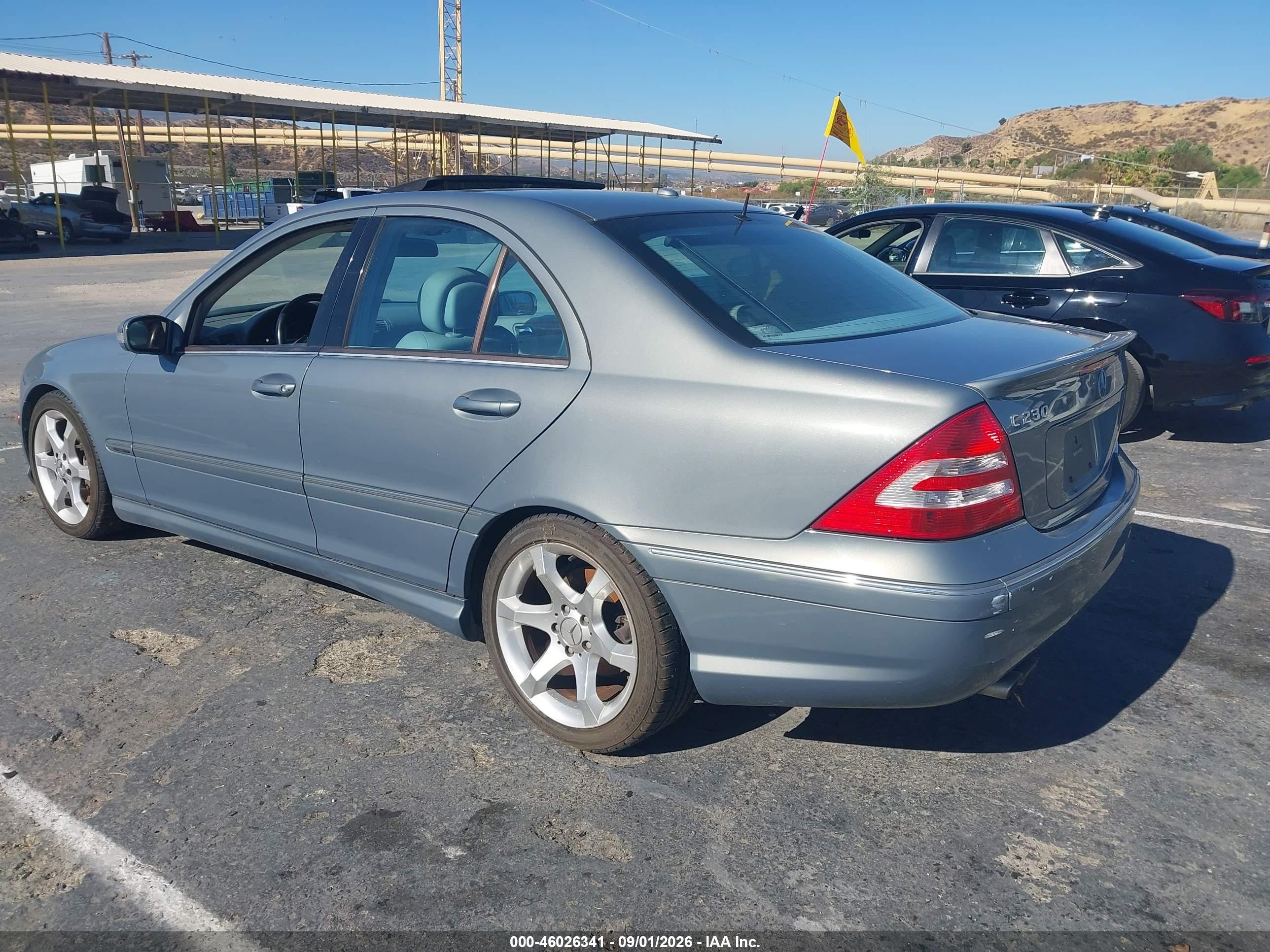 2007 Mercedes-benz C 230 Sport Silver vin: WDBRF52H17F879911