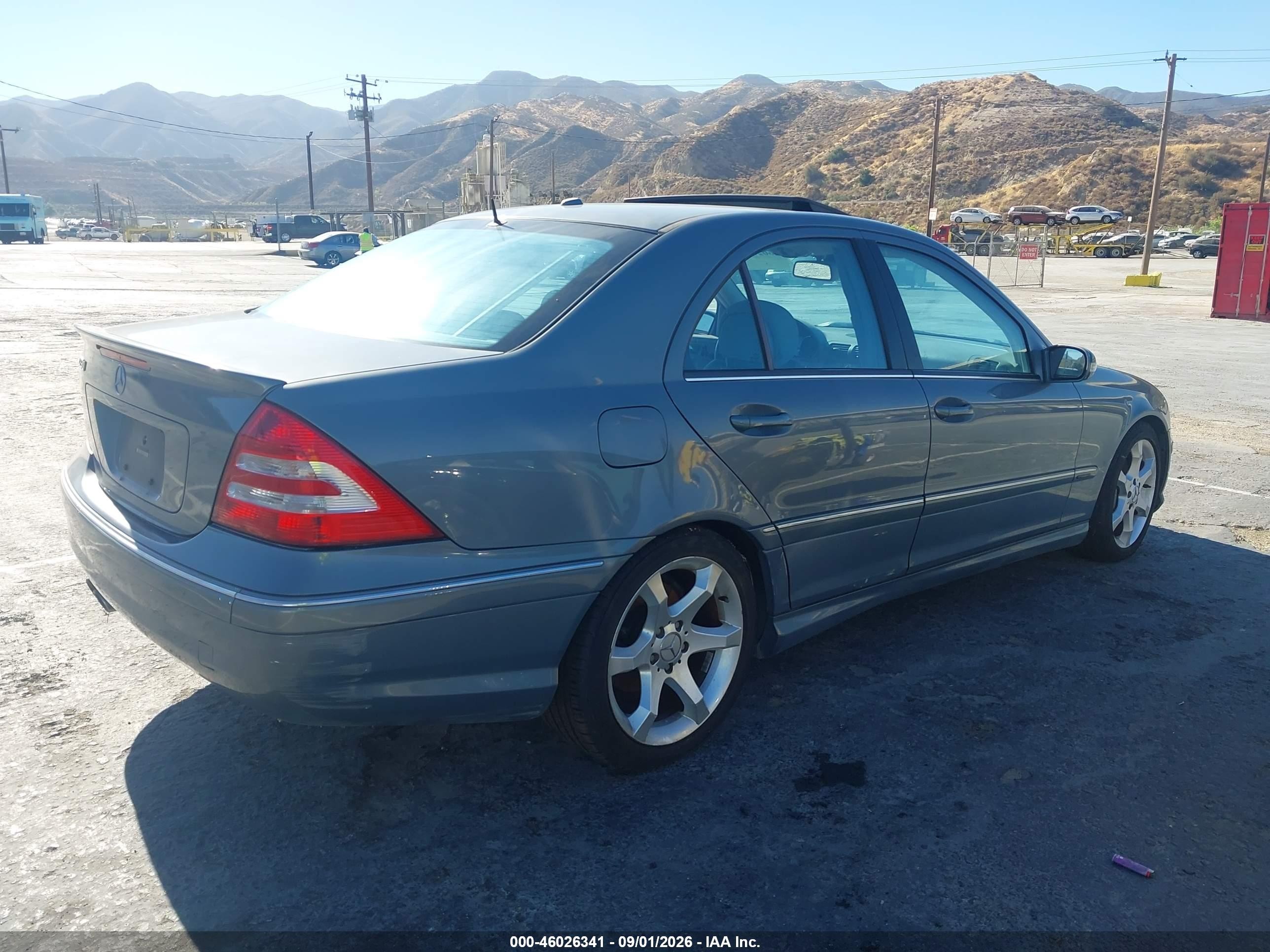 2007 Mercedes-benz C 230 Sport Silver vin: WDBRF52H17F879911