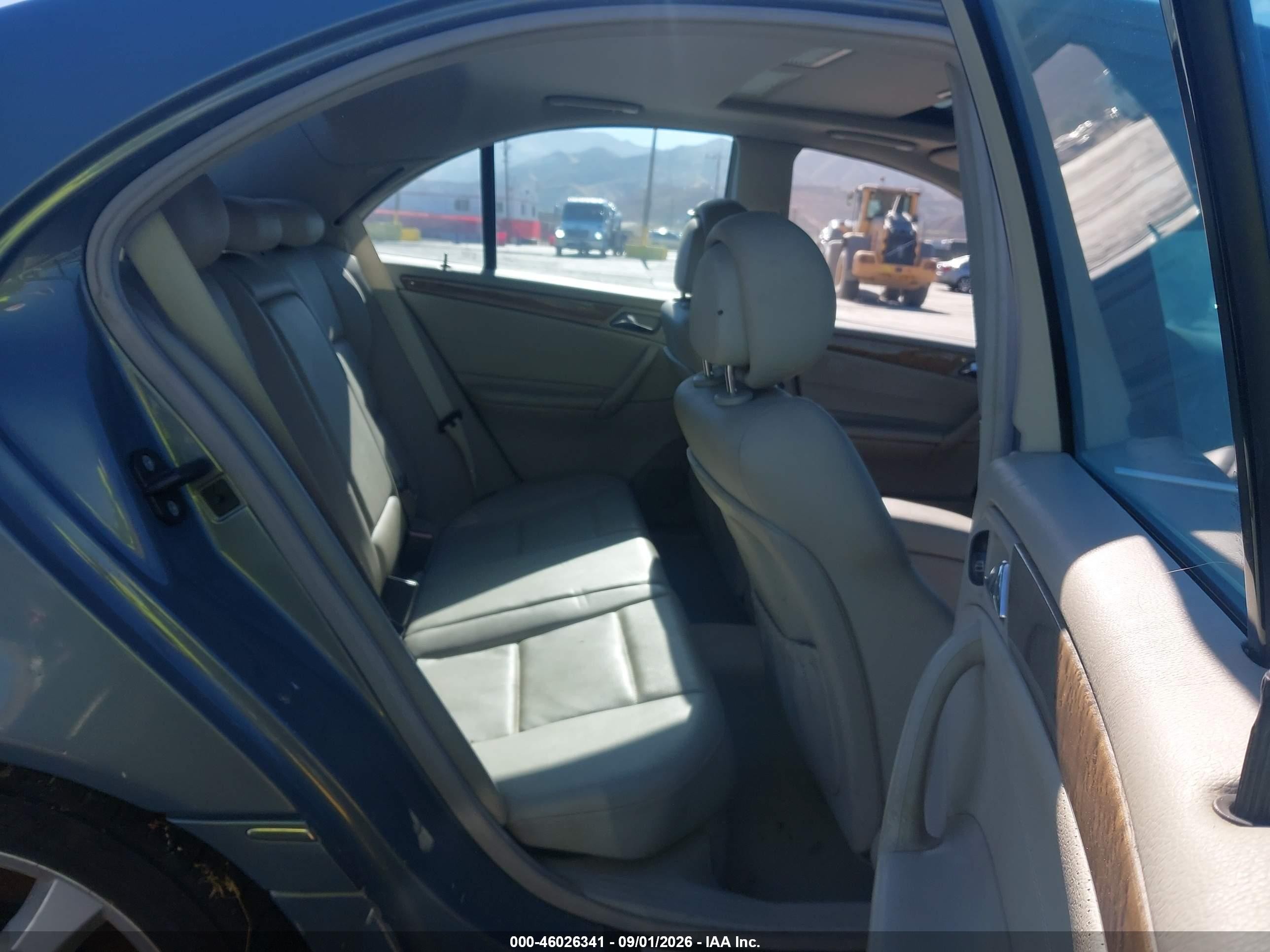 2007 Mercedes-benz C 230 Sport Silver vin: WDBRF52H17F879911
