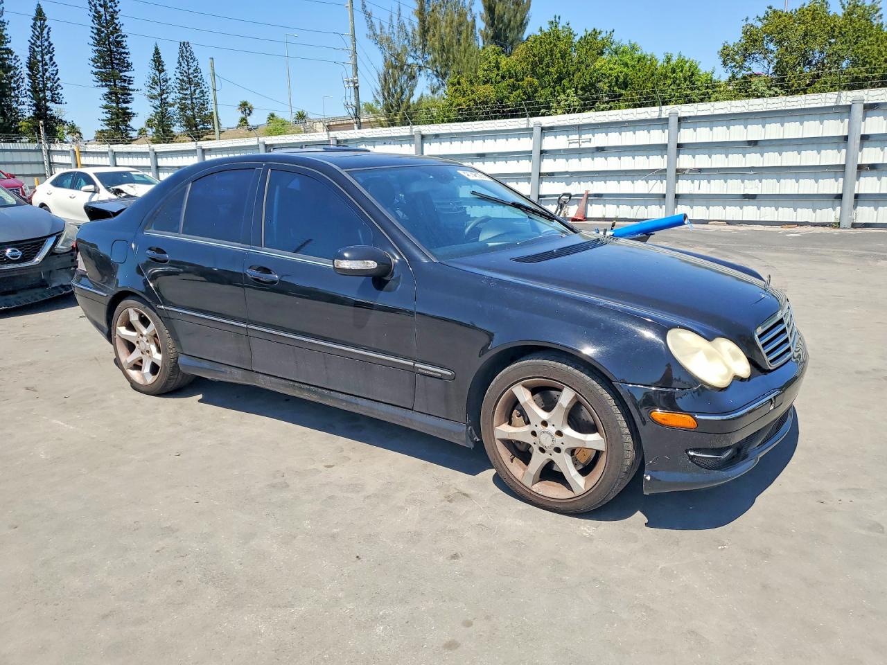 2007 Mercedes-benz C 230 Black vin: WDBRF52H17F884672