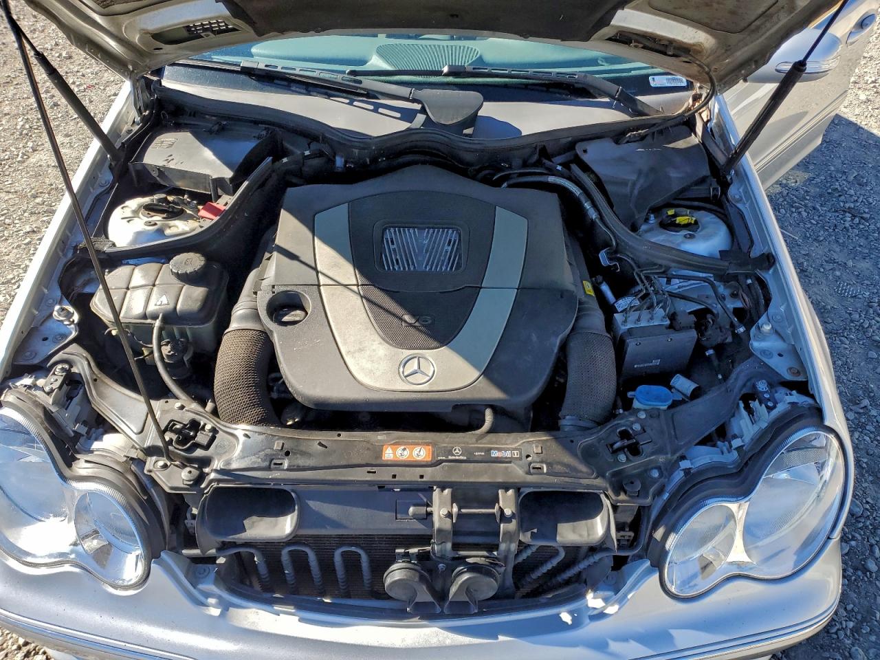 2007 Mercedes-benz C 230 Серебряный vin: WDBRF52H17F920490