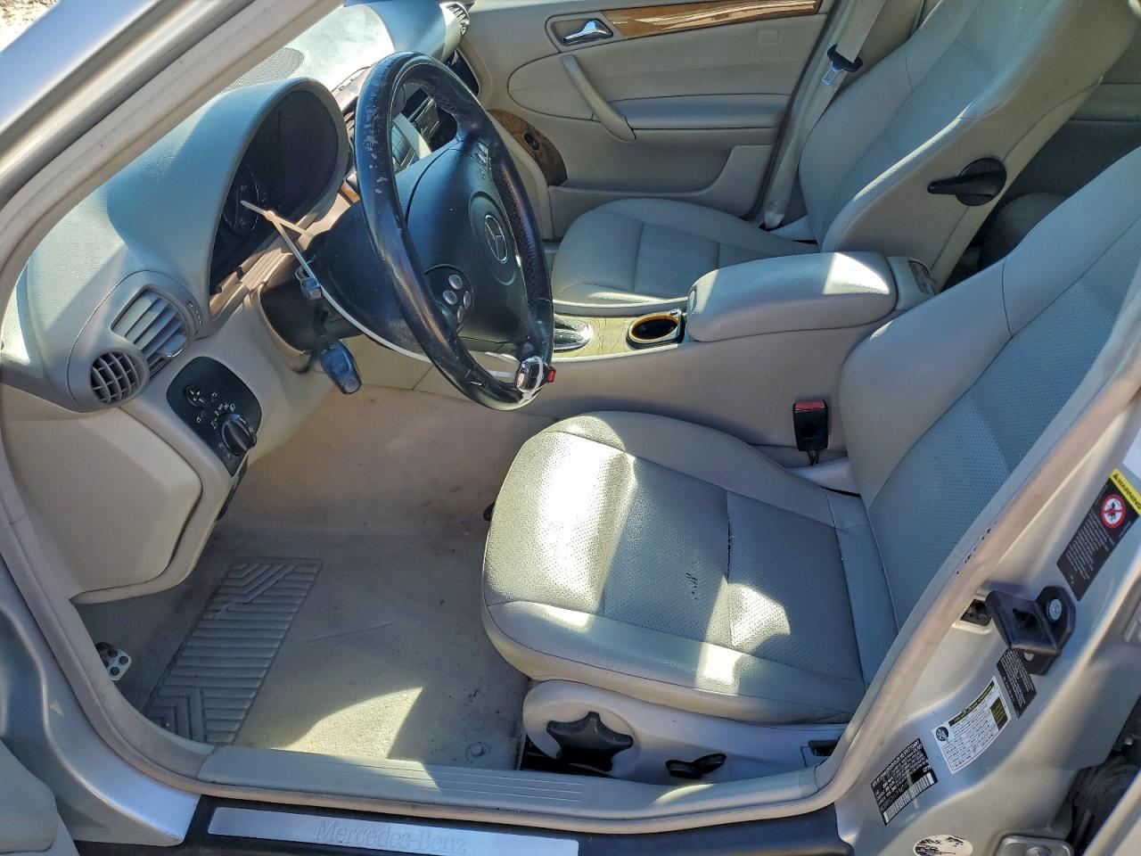 2007 Mercedes-benz C 230 Серебряный vin: WDBRF52H17F920490